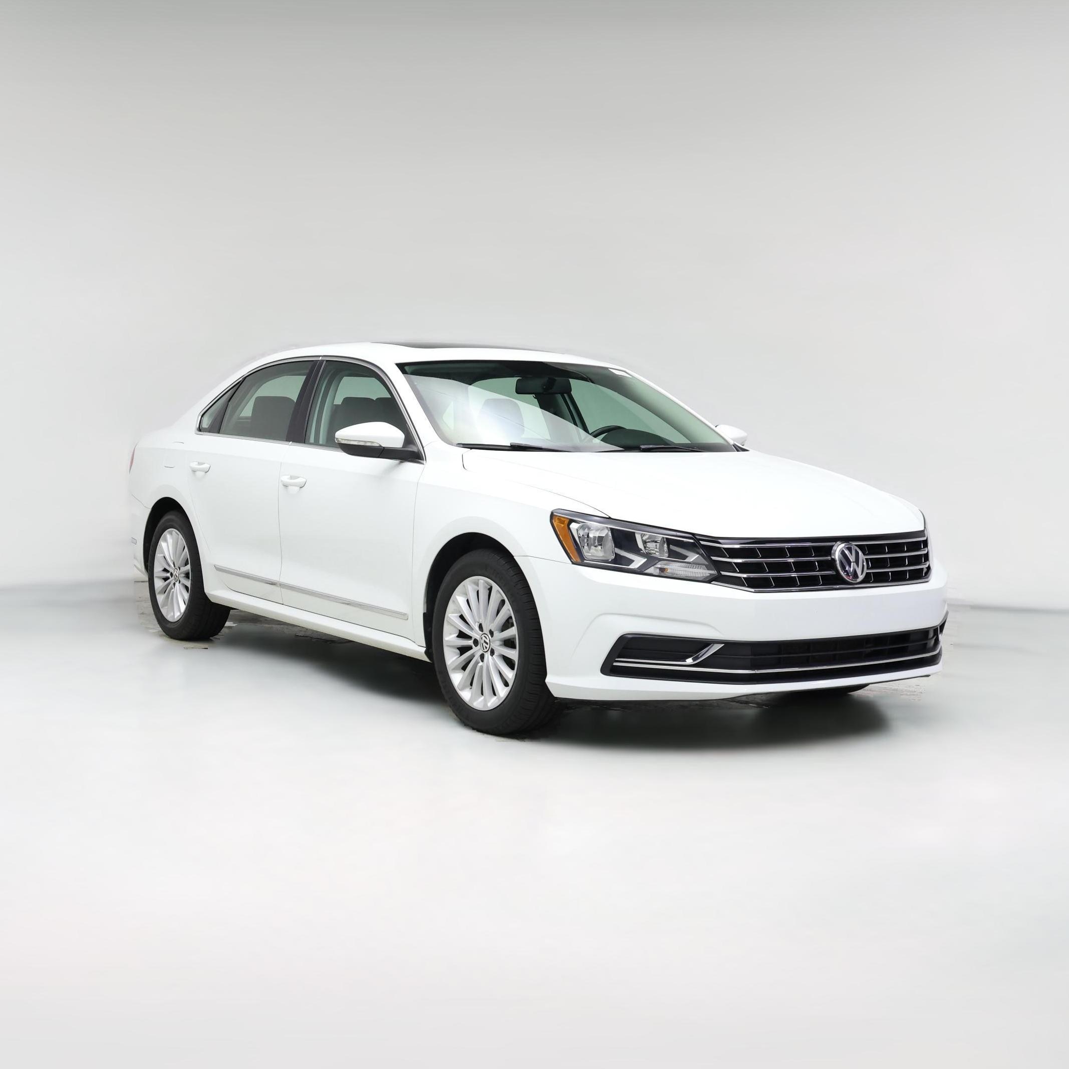 Thumbnail: 2017 Volkswagen Passat - 1