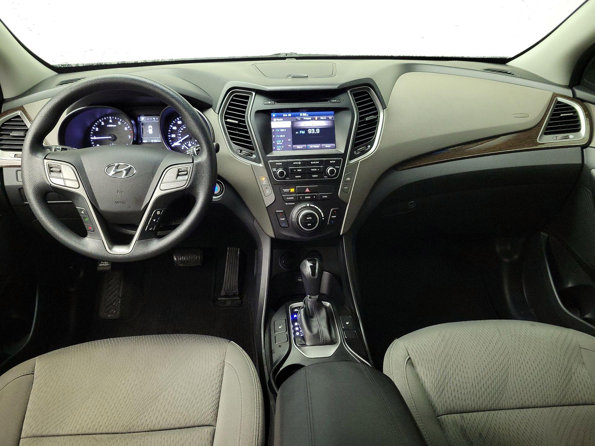 Thumbnail: 2018 Hyundai Santa Fe - 9