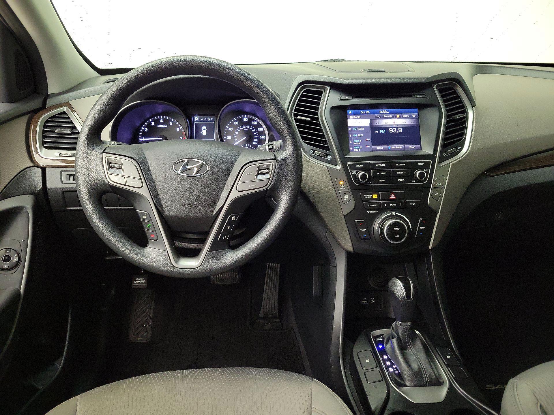 Thumbnail: 2018 Hyundai Santa Fe - 10