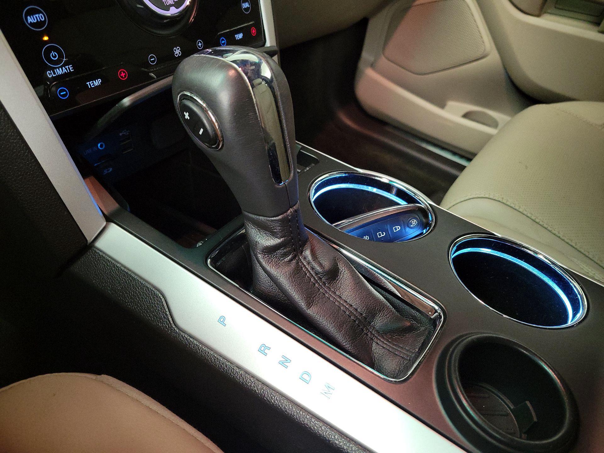 Thumbnail: 2014 Ford Explorer - 17