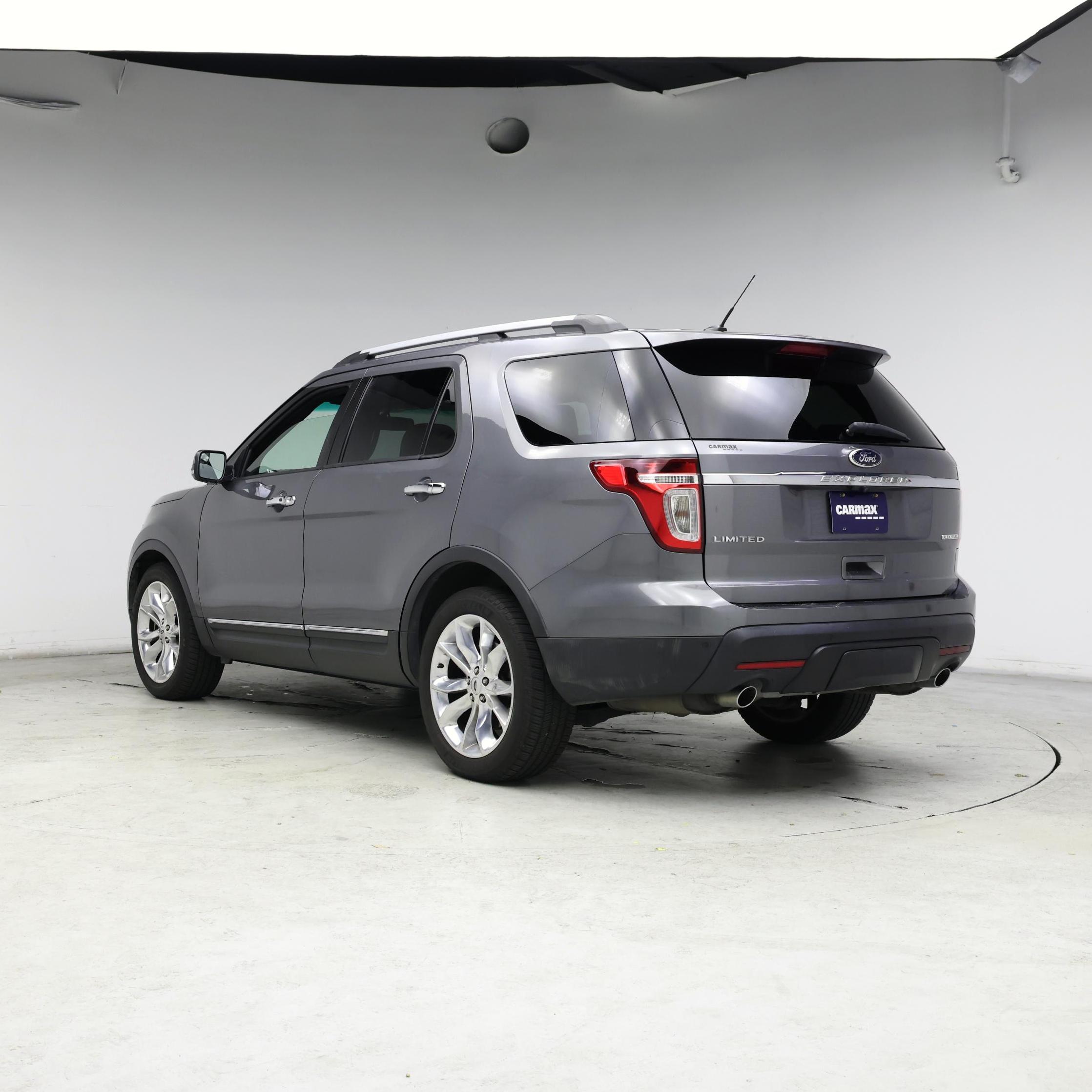 Thumbnail: 2014 Ford Explorer - 2