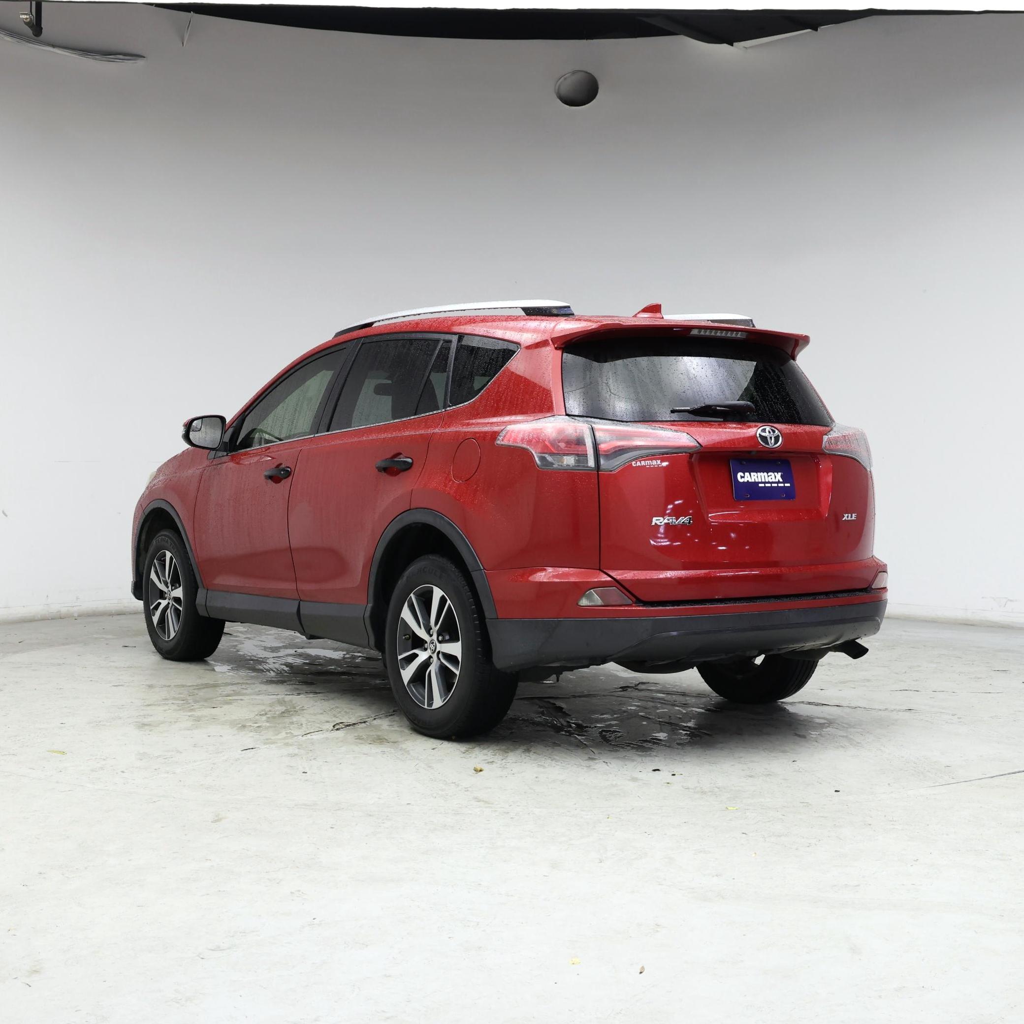 Thumbnail: 2016 Toyota RAV4 - 2