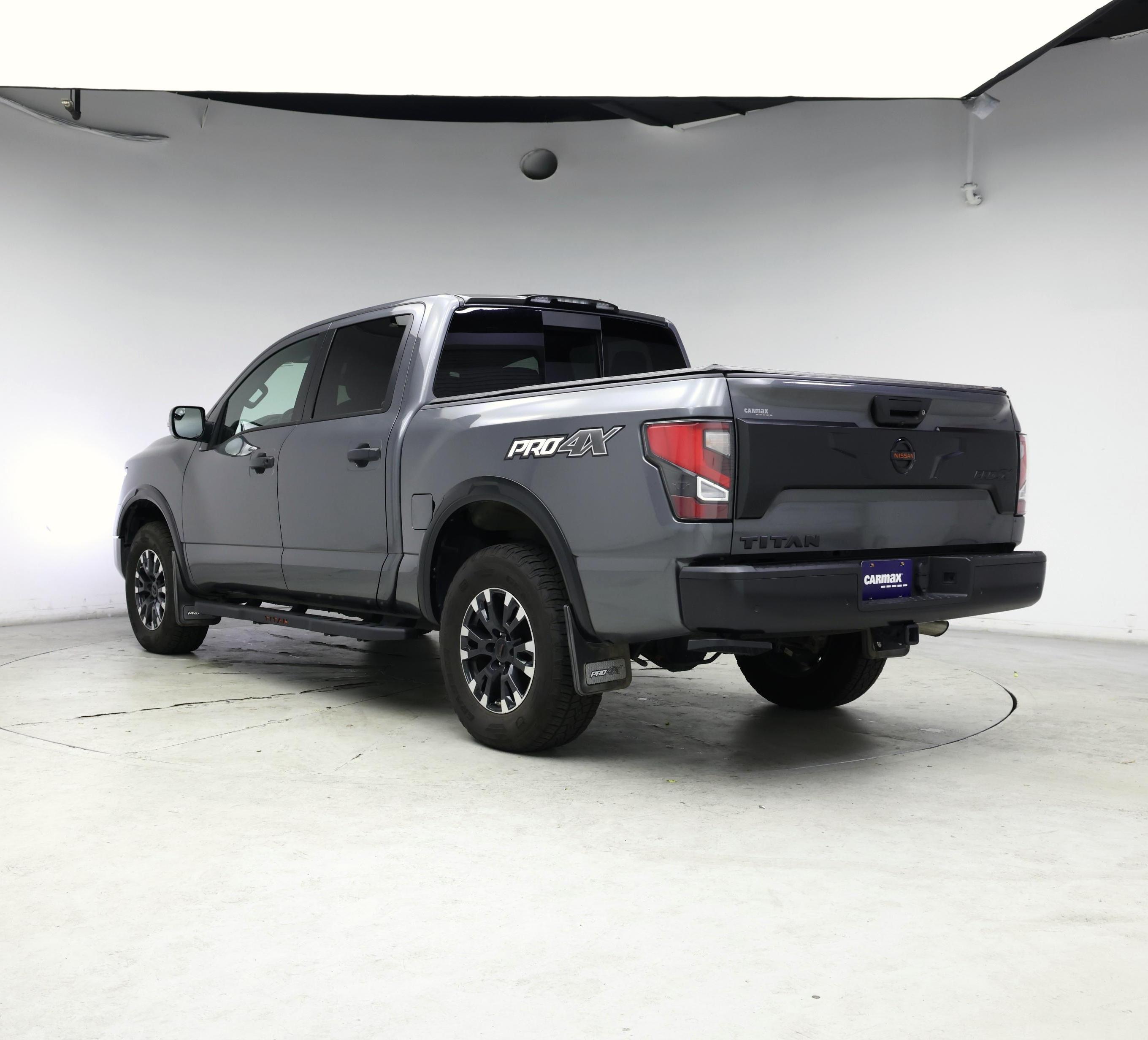 Thumbnail: 2020 Nissan Titan - 2