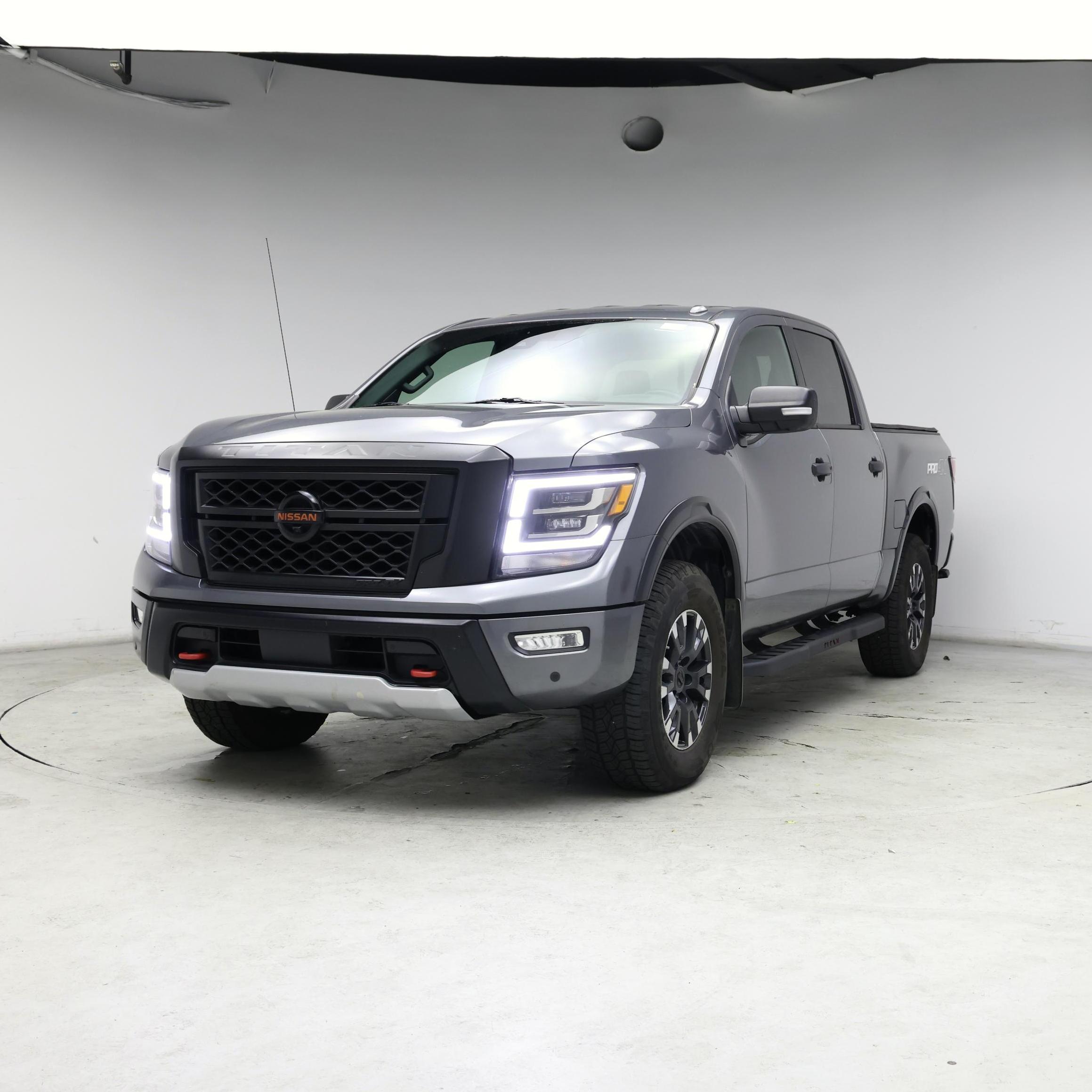 Thumbnail: 2020 Nissan Titan - 4