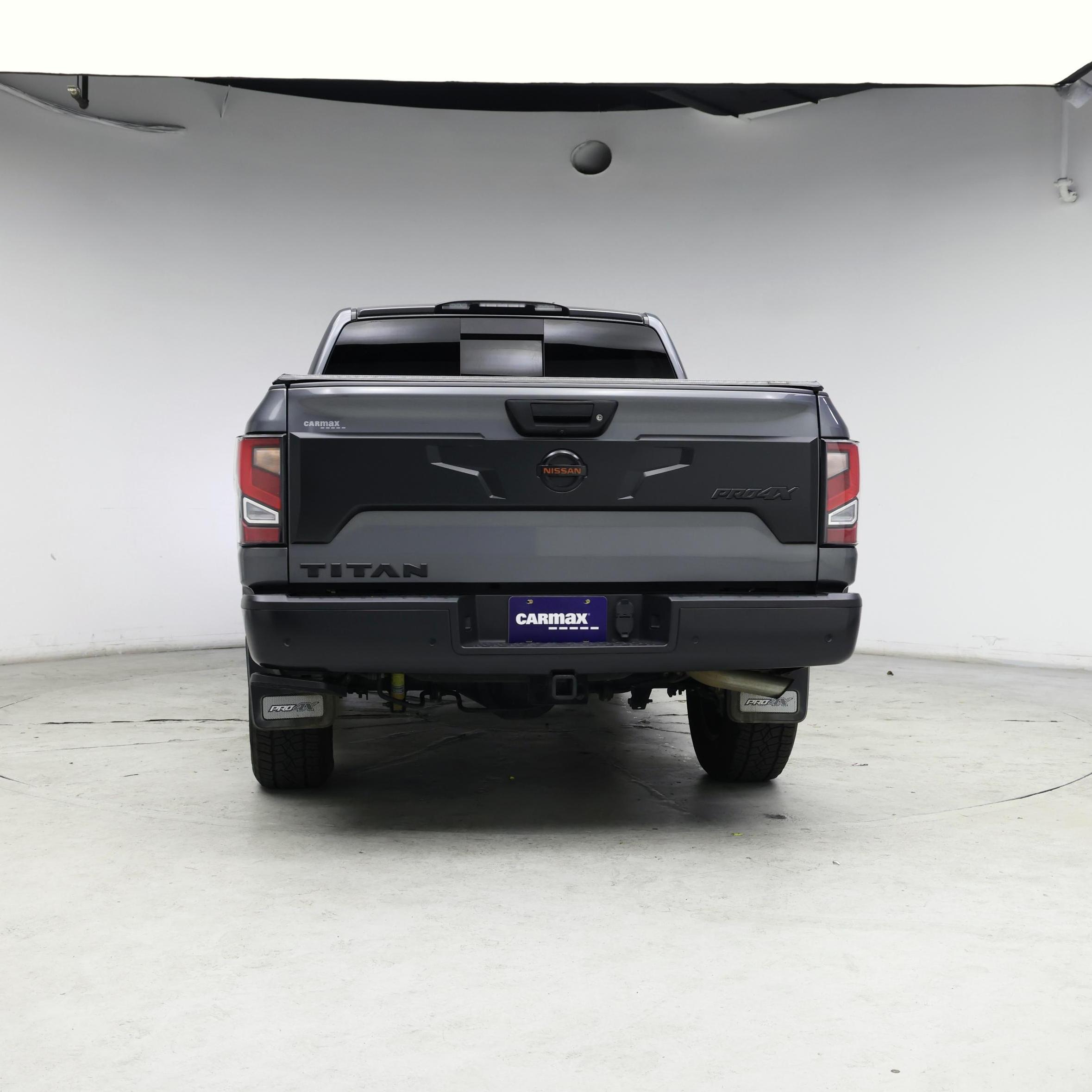 Thumbnail: 2020 Nissan Titan - 6