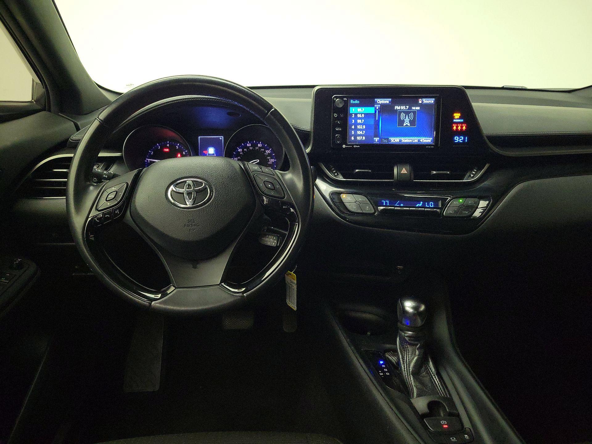 Thumbnail: 2018 Toyota C-HR - 10