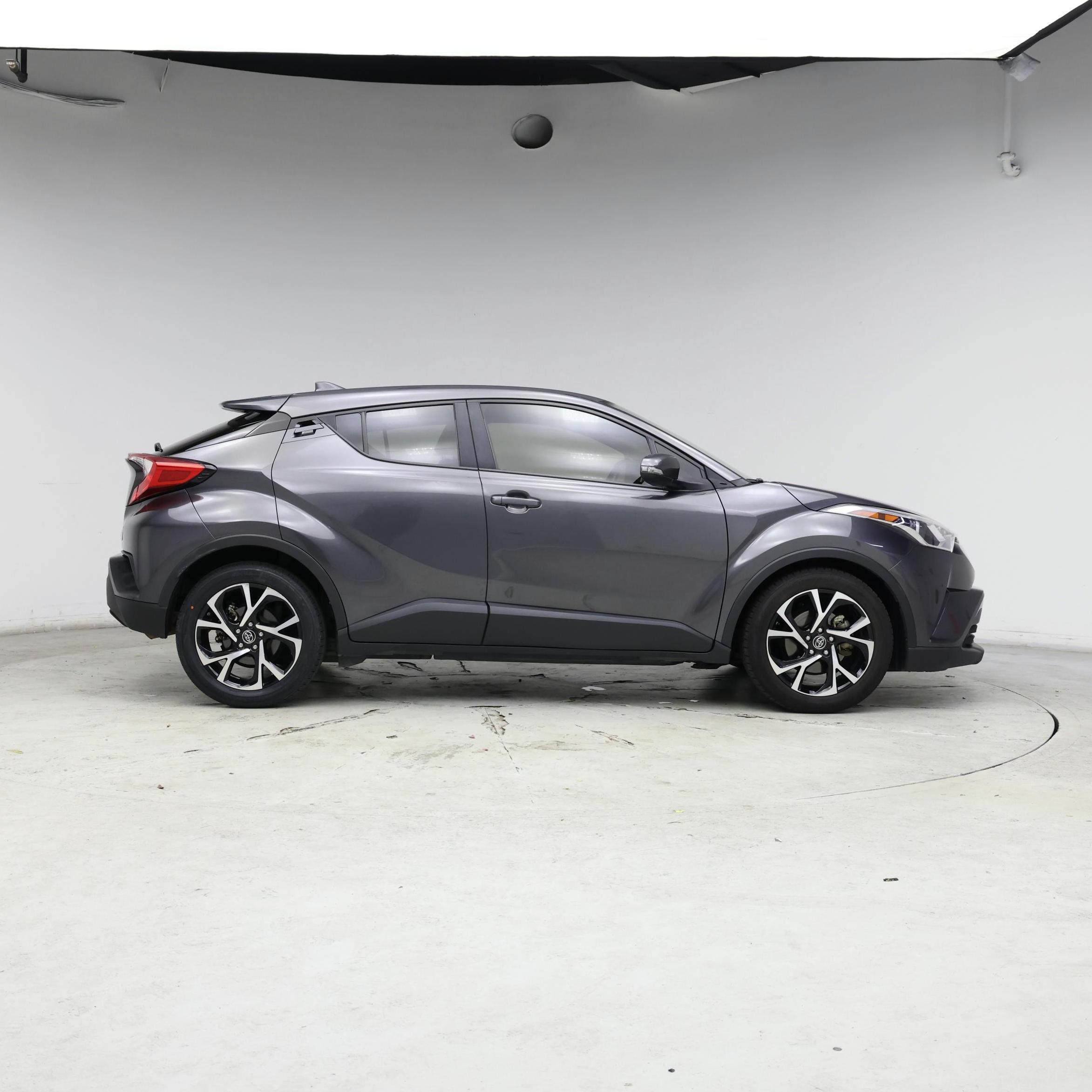 Thumbnail: 2018 Toyota C-HR - 7