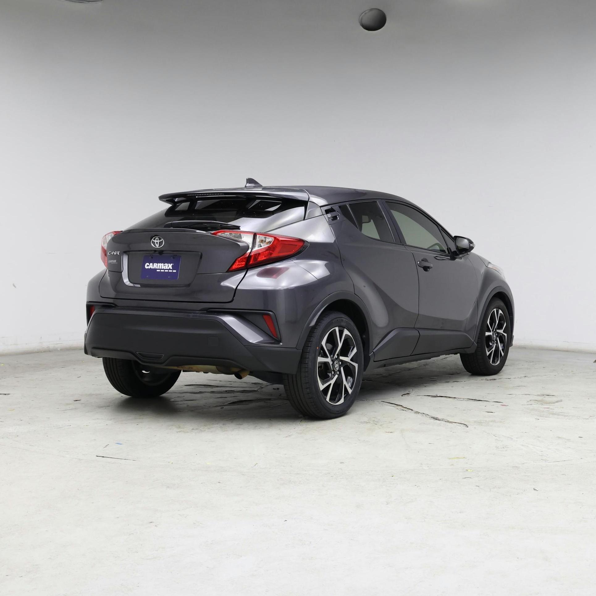 Thumbnail: 2018 Toyota C-HR - 8