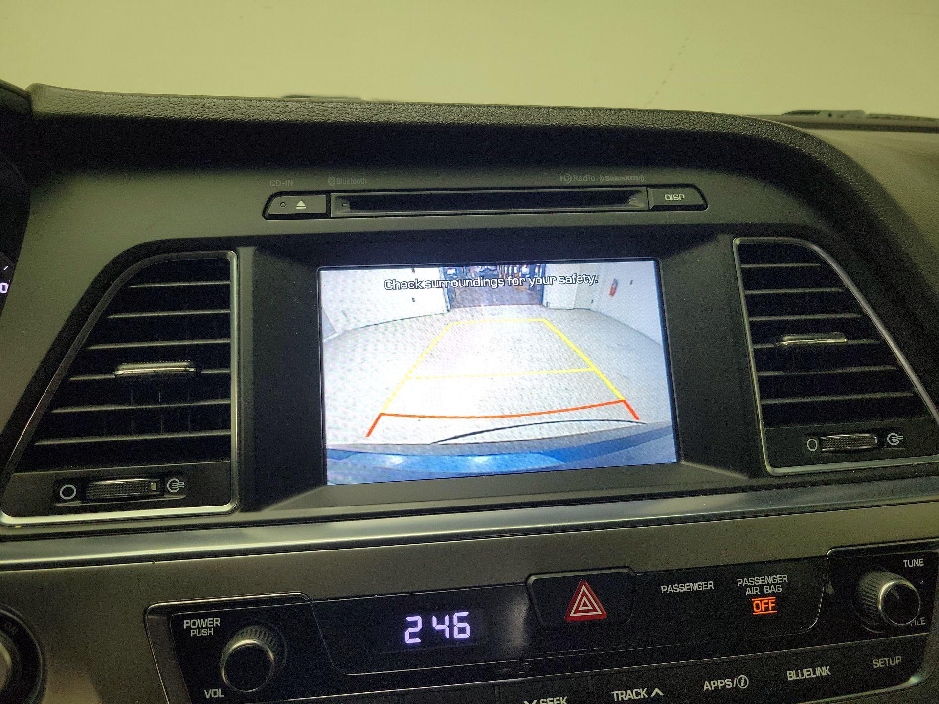 Thumbnail: 2016 Hyundai Sonata - 14