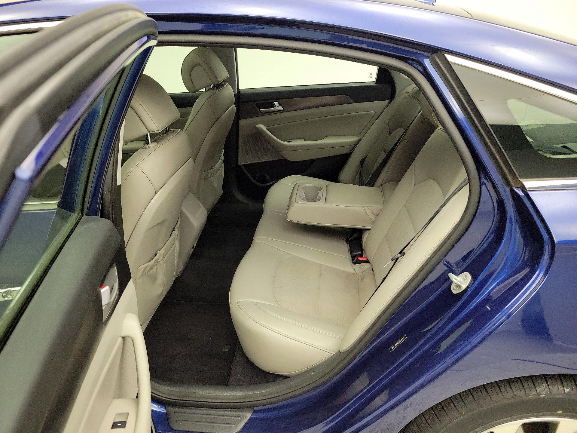 Thumbnail: 2016 Hyundai Sonata - 20