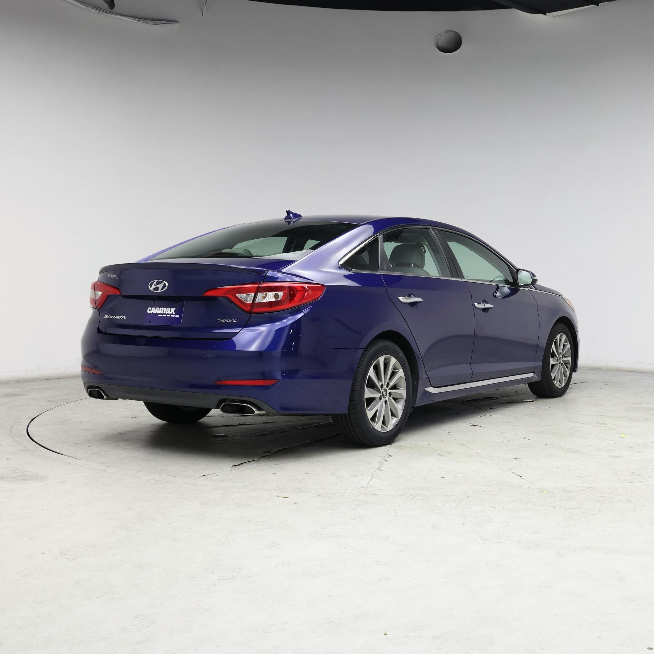 Thumbnail: 2016 Hyundai Sonata - 8