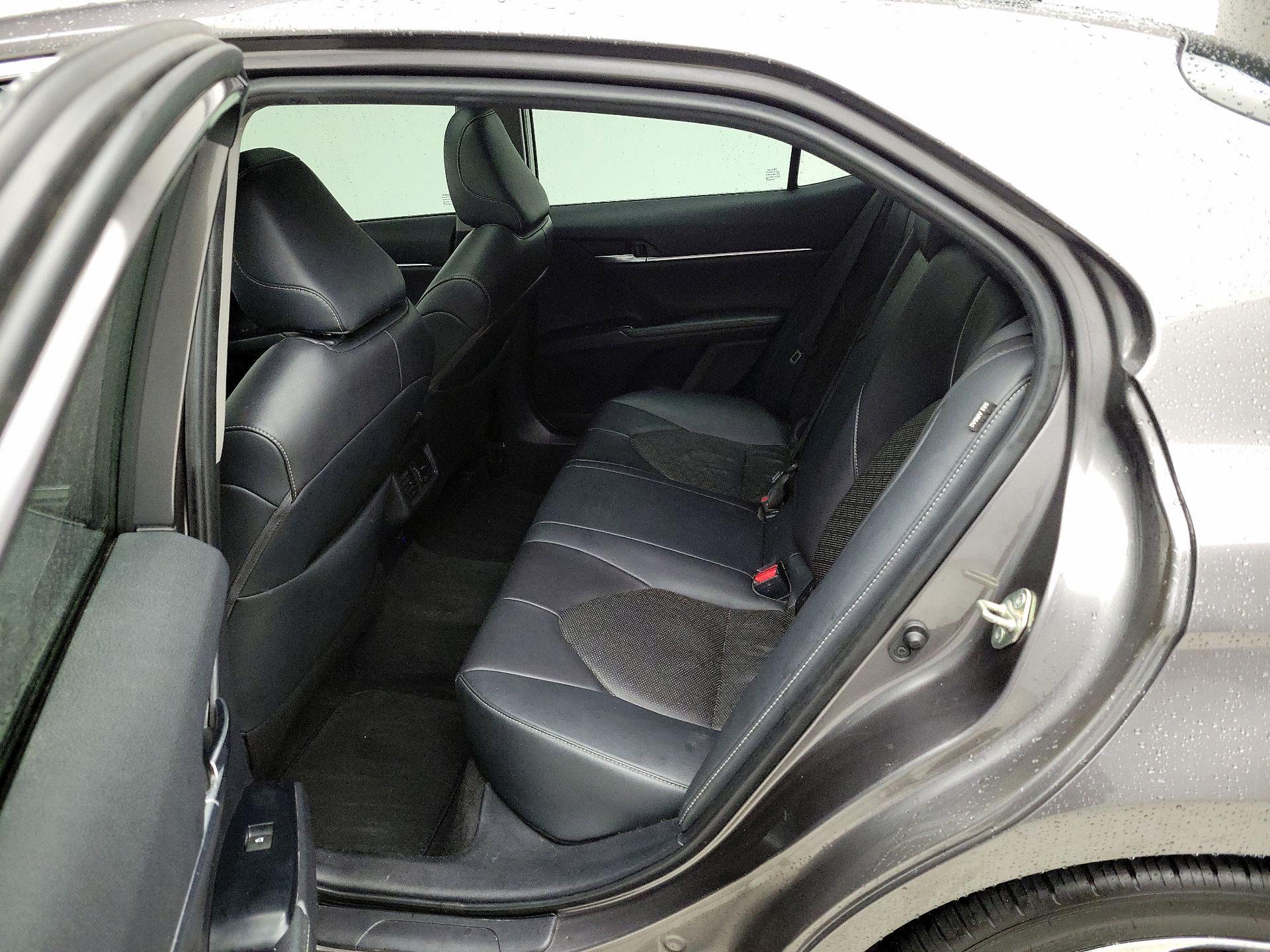 Thumbnail: 2019 Toyota Camry - 20