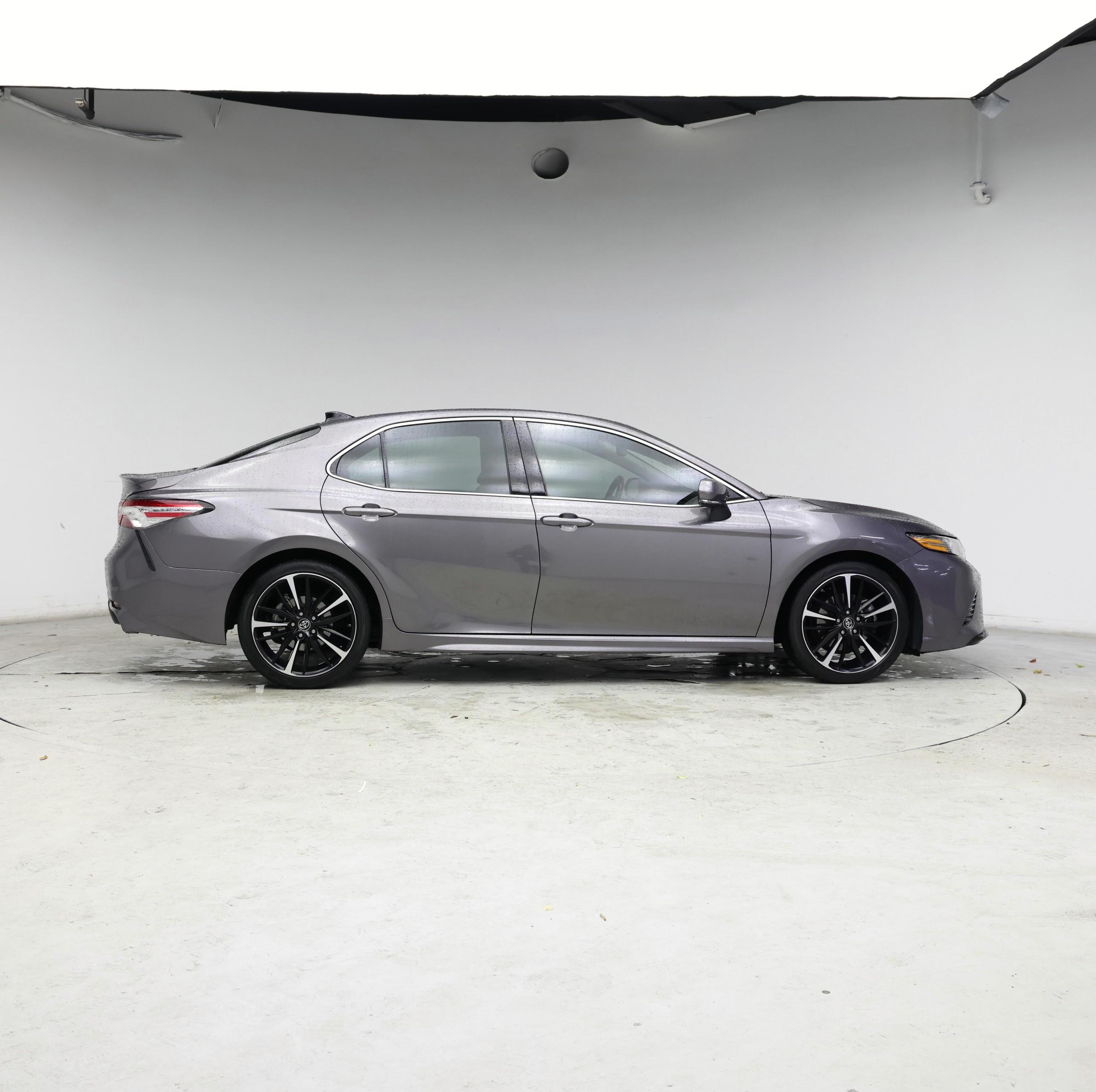 Thumbnail: 2019 Toyota Camry - 7