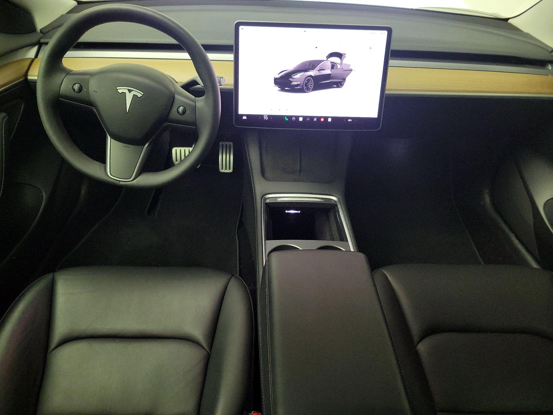 Thumbnail: 2023 Tesla Model 3 - 9