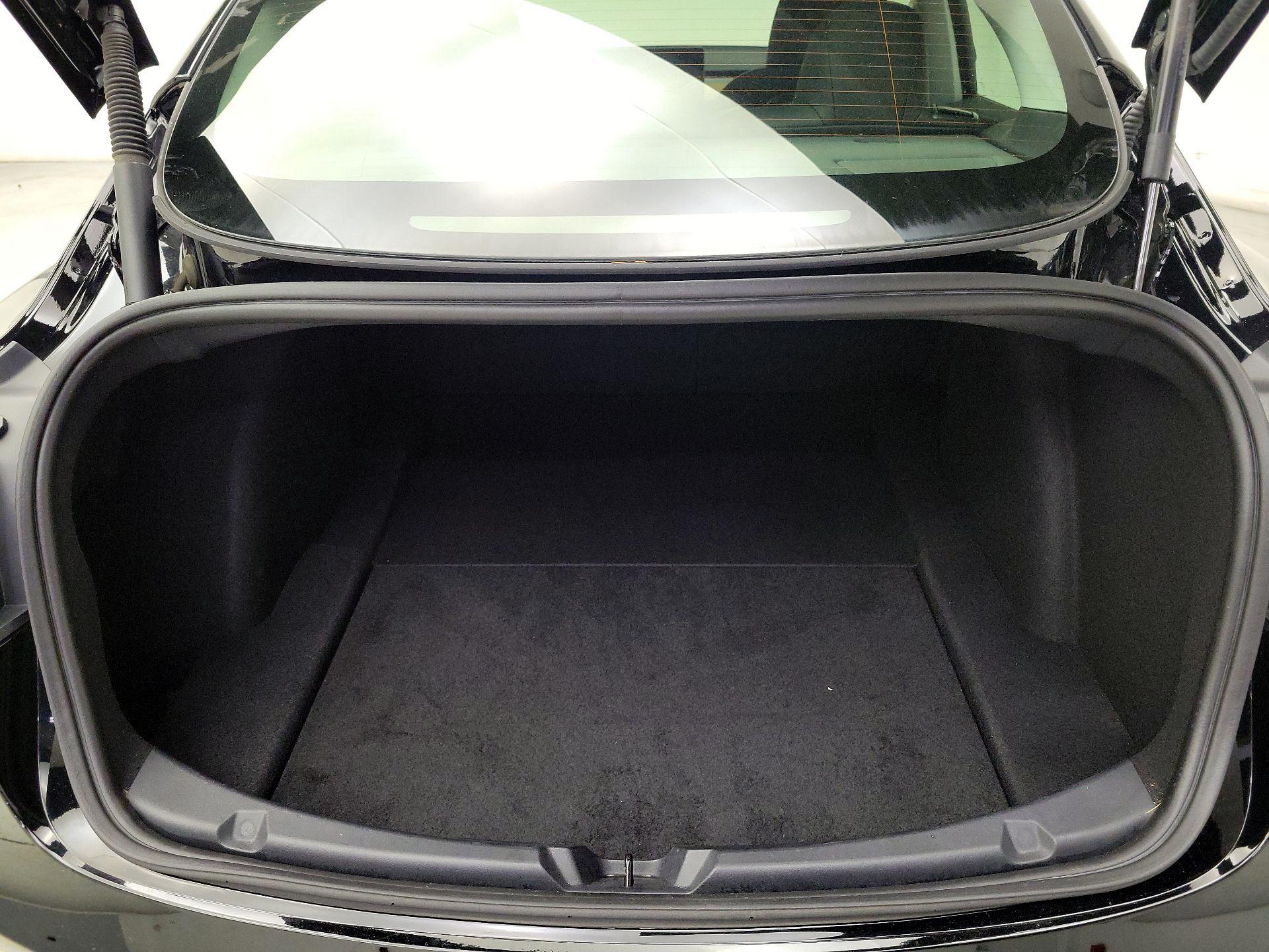 Thumbnail: 2023 Tesla Model 3 - 20