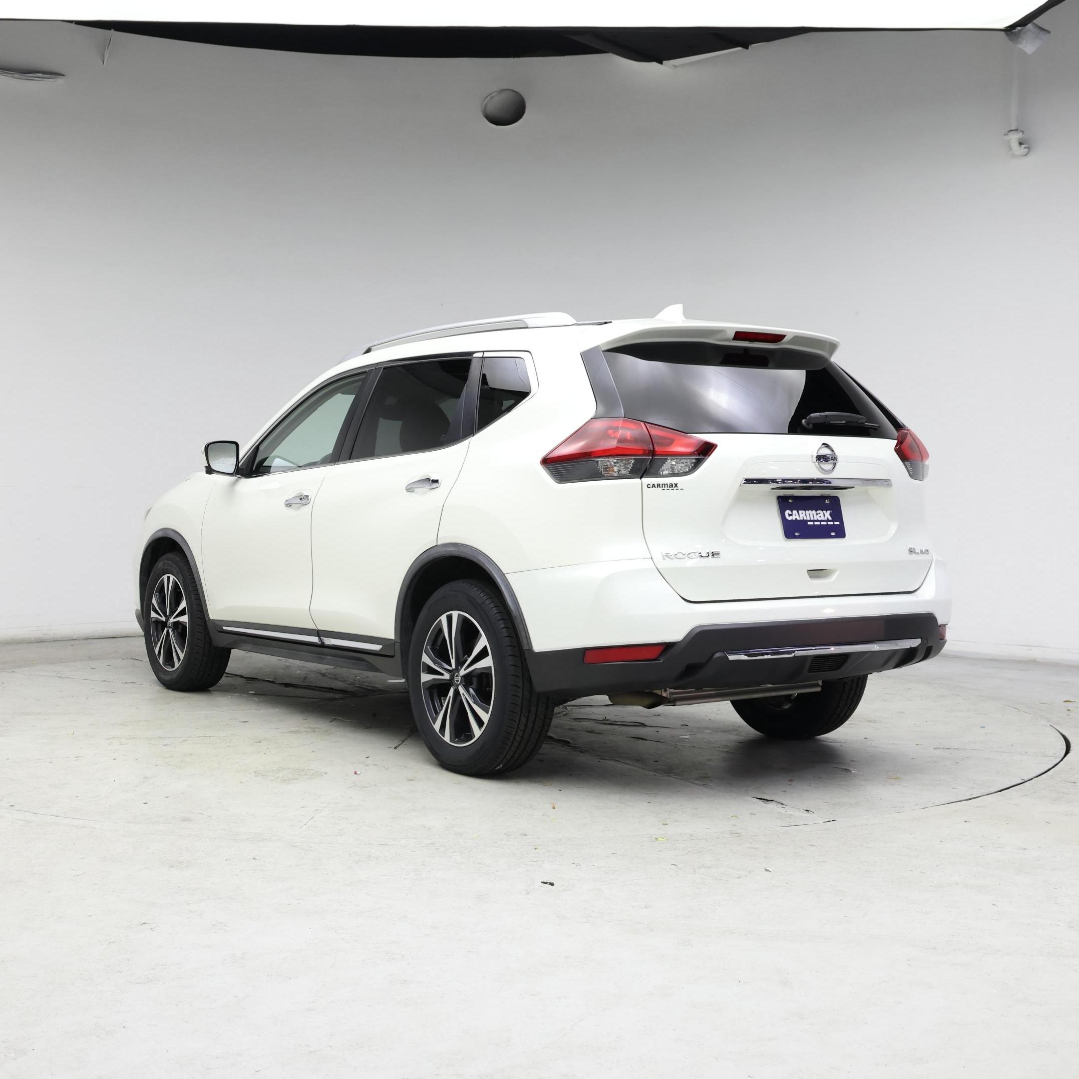 Thumbnail: 2018 Nissan Rogue - 2