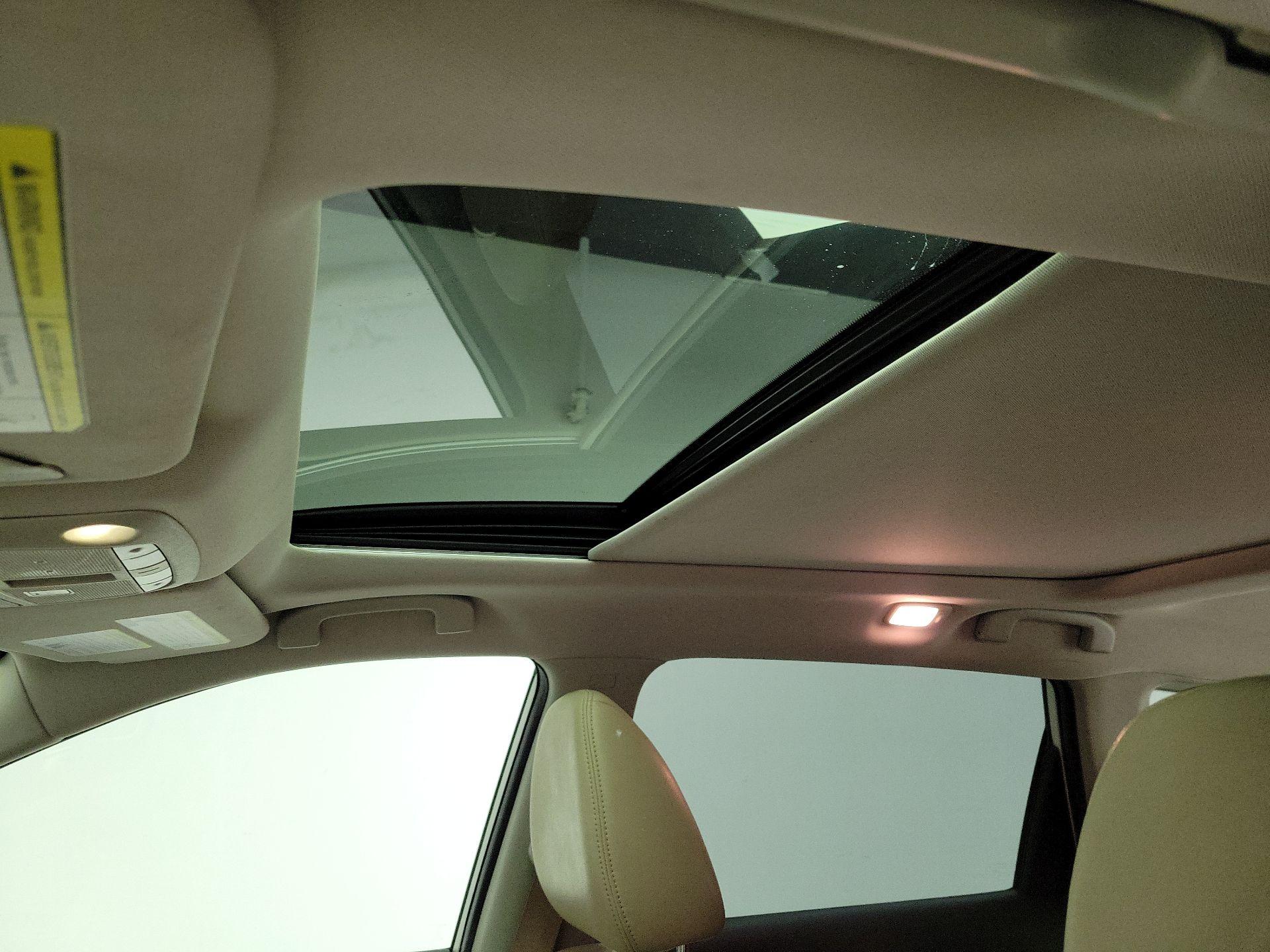 Thumbnail: 2018 Nissan Rogue - 20