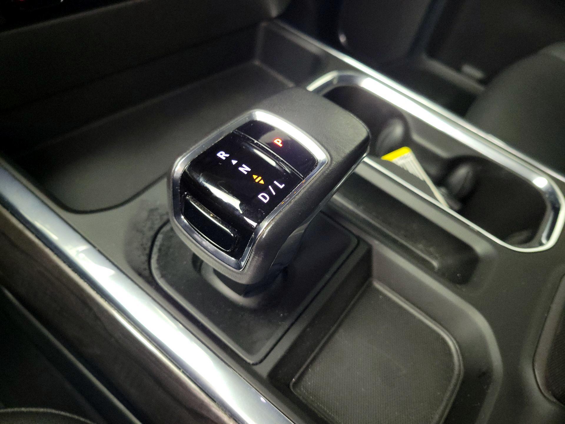 Thumbnail: 2022 Chevrolet Silverado 1500 - 17