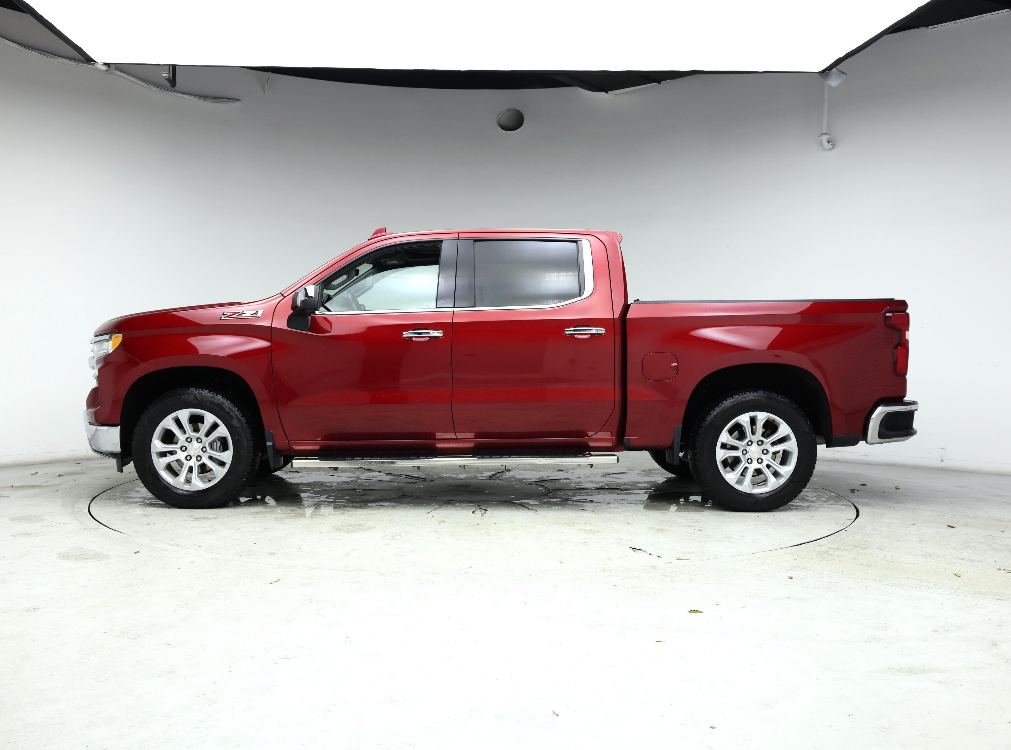 Thumbnail: 2022 Chevrolet Silverado 1500 - 3