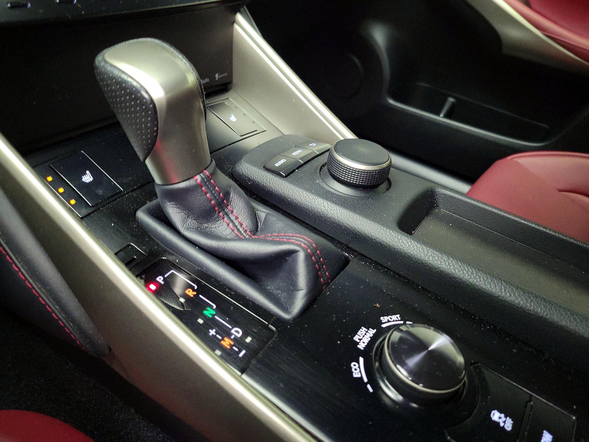 Thumbnail: 2014 Lexus IS - 17