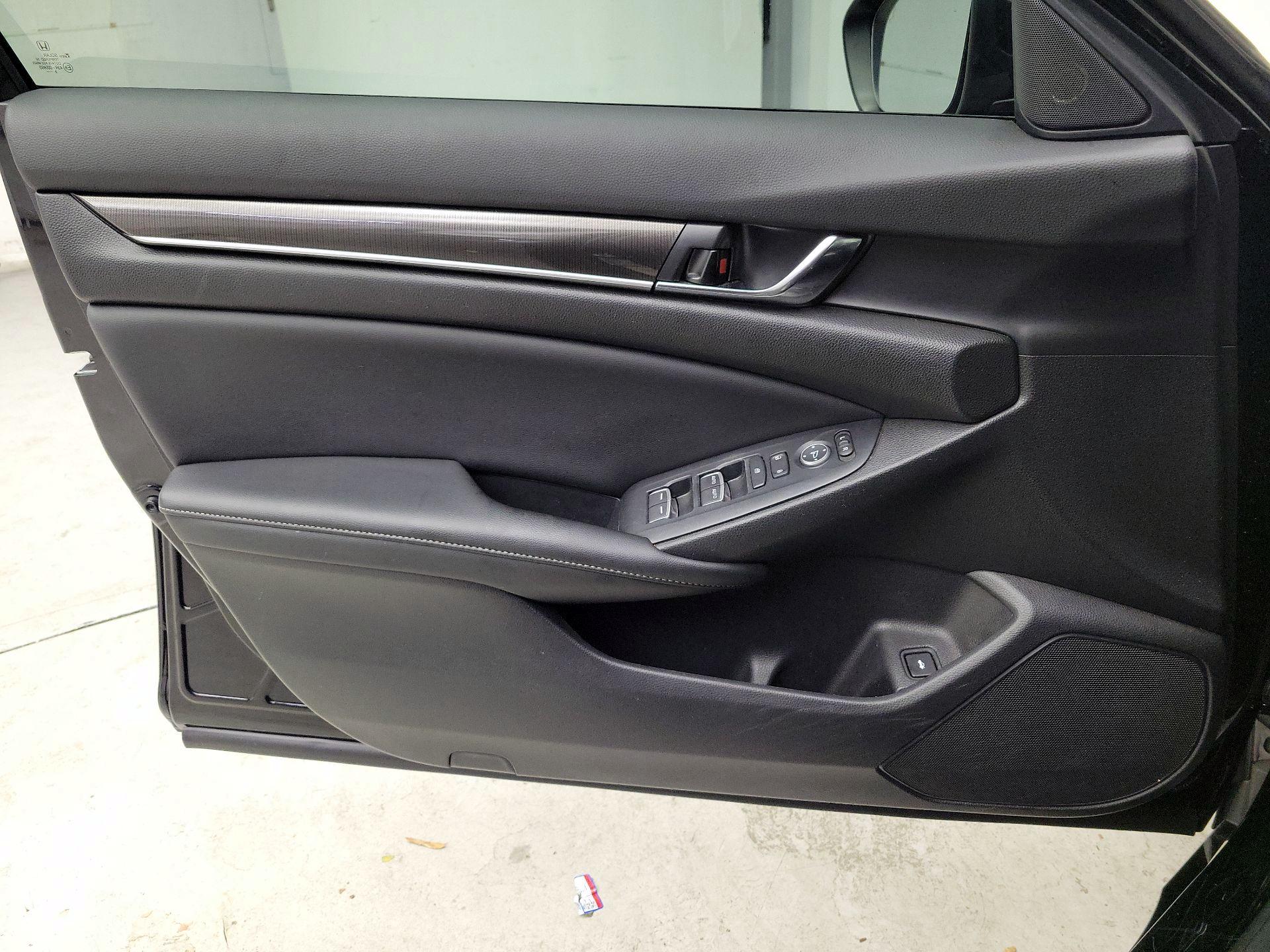 Thumbnail: 2022 Honda Accord - 12