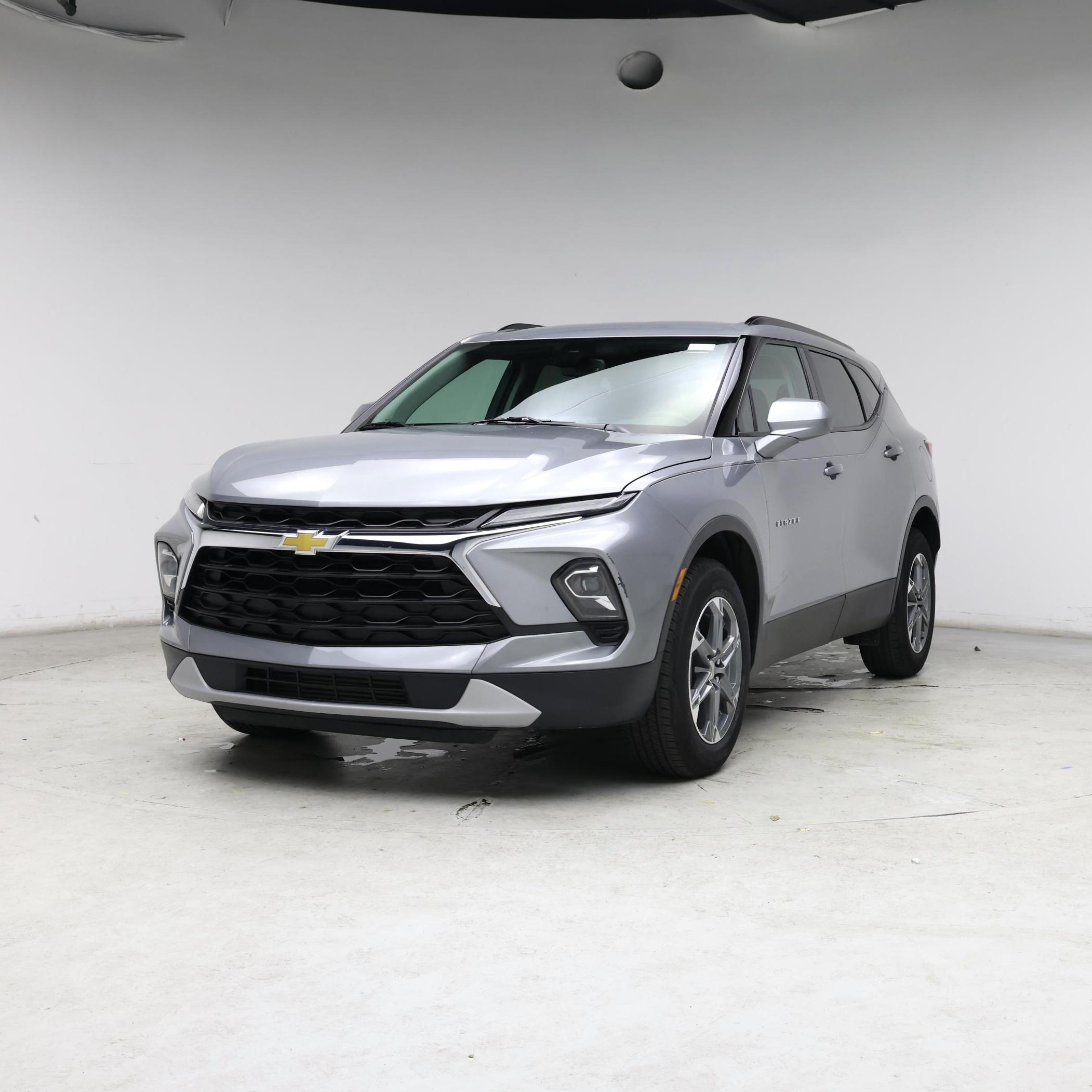 Thumbnail: 2023 Chevrolet Blazer - 4