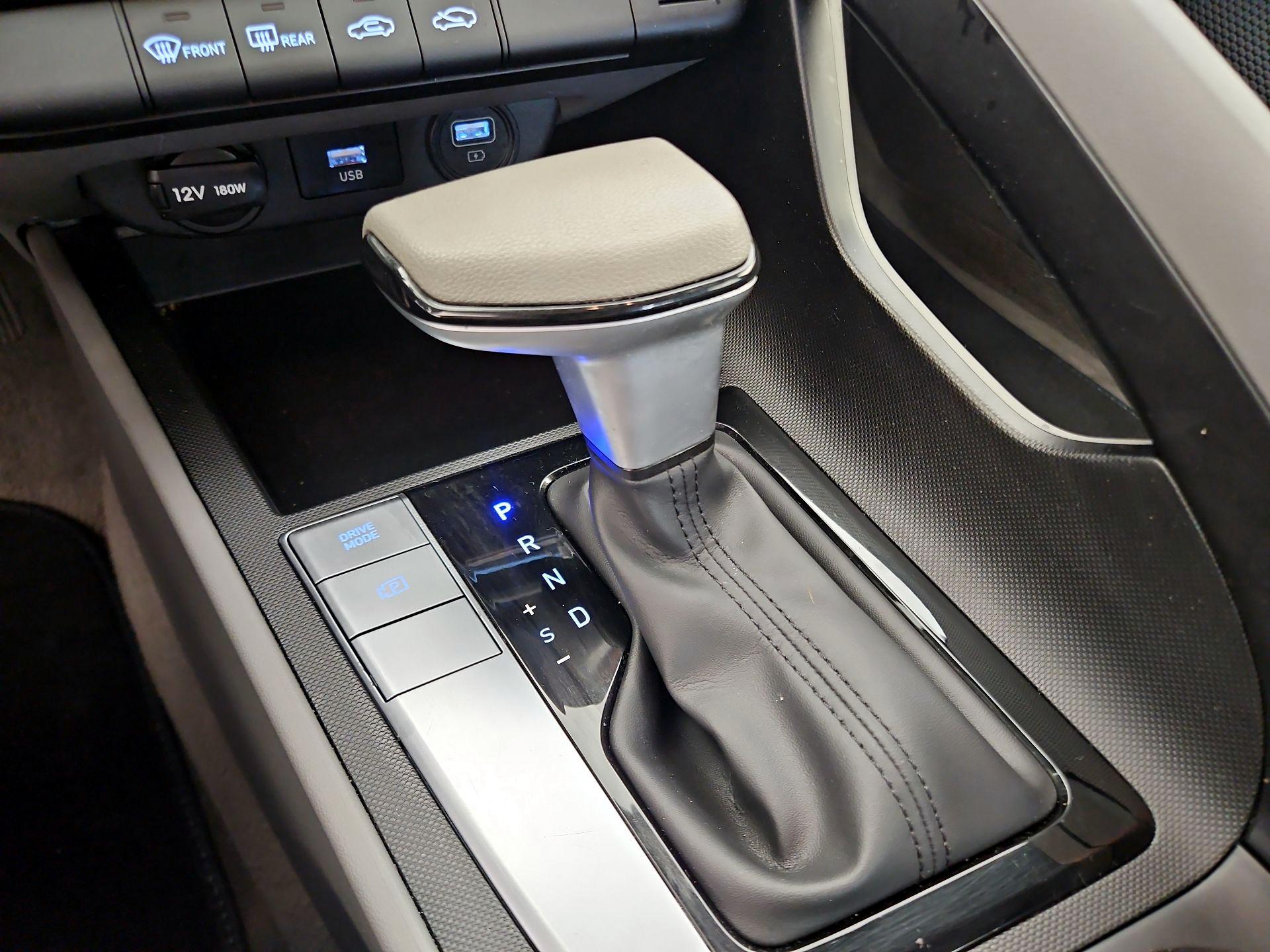 Thumbnail: 2023 Hyundai Elantra - 17