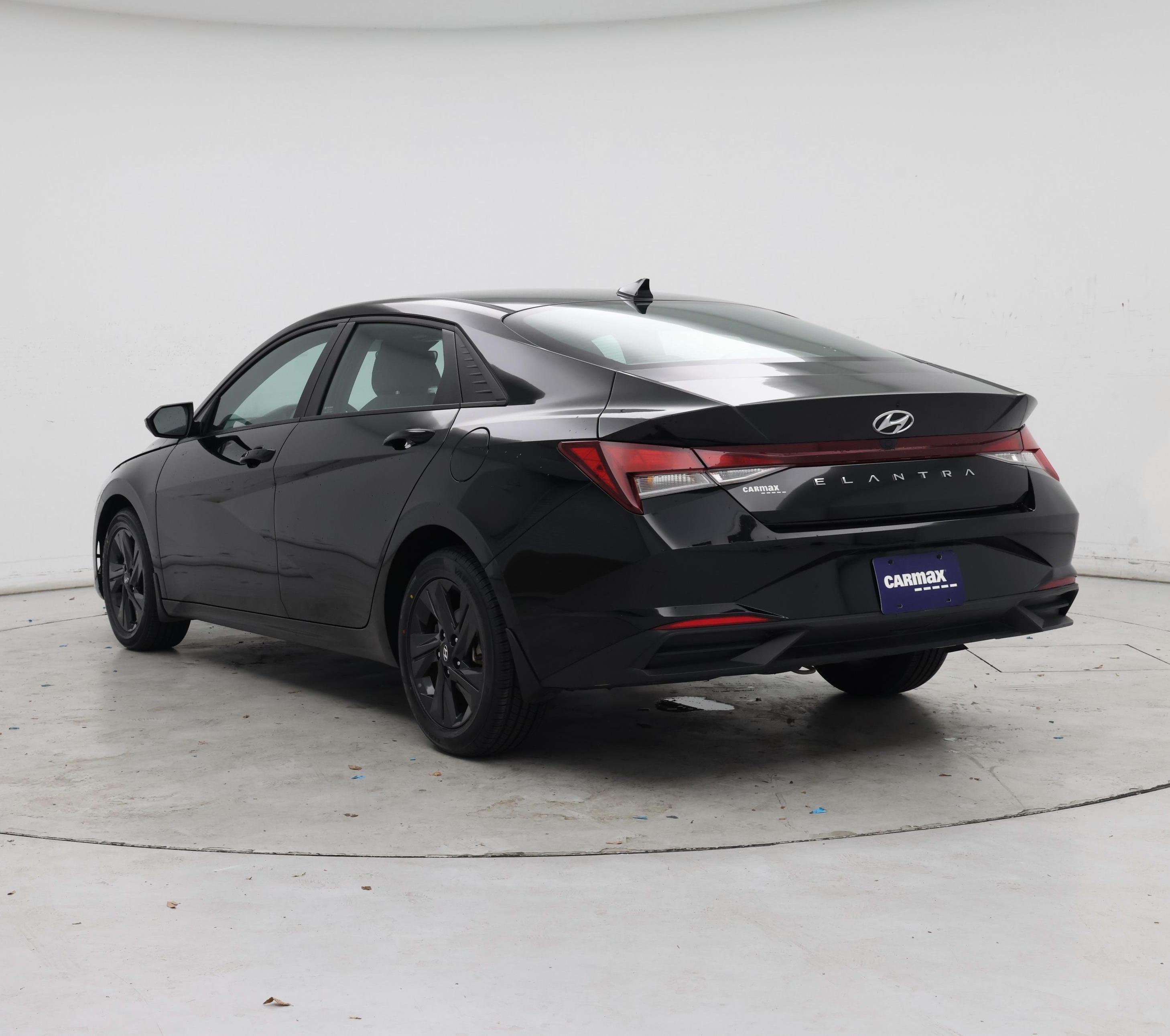 Thumbnail: 2023 Hyundai Elantra - 2