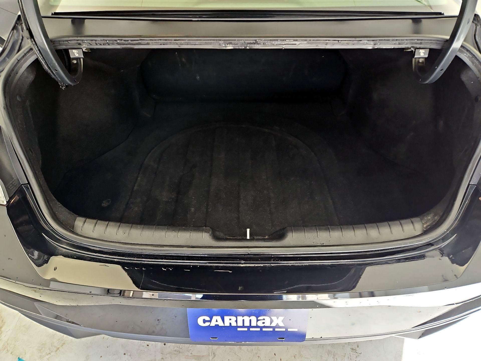 Thumbnail: 2023 Hyundai Elantra - 20