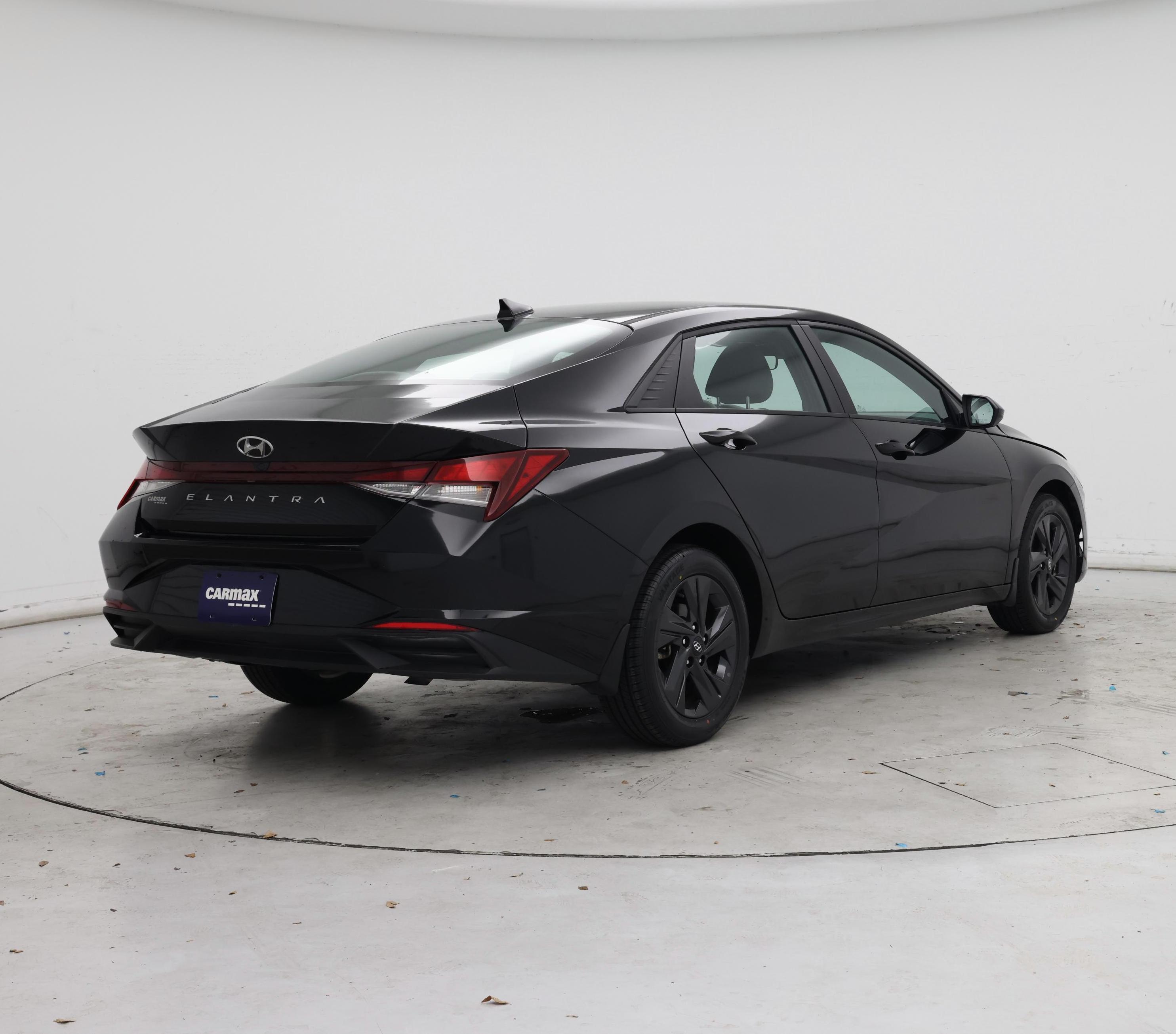 Thumbnail: 2023 Hyundai Elantra - 8