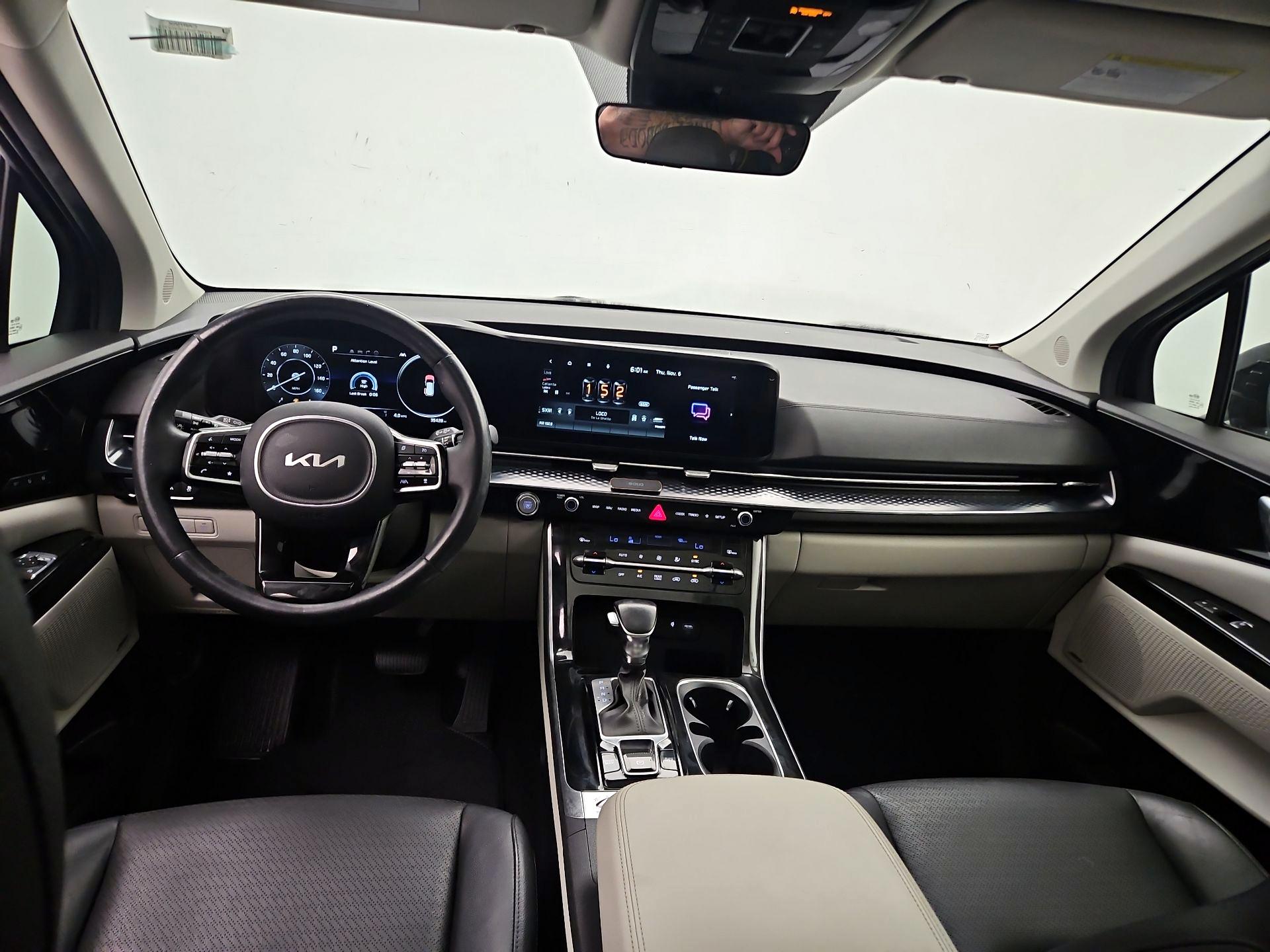 Thumbnail: 2022 Kia Carnival - 9