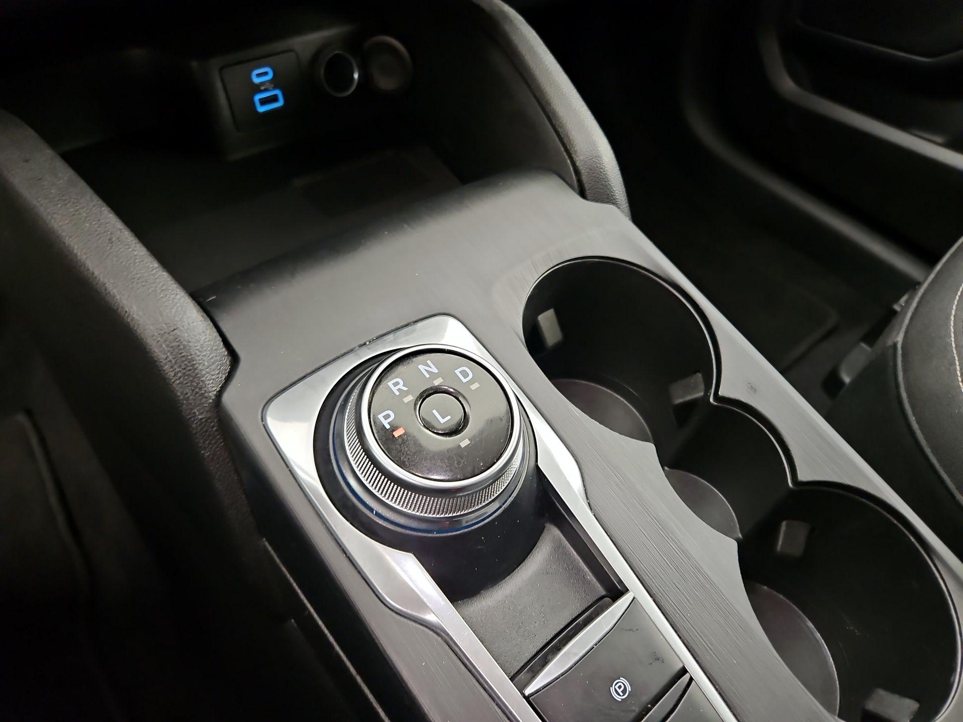 Thumbnail: 2023 Ford Escape - 17