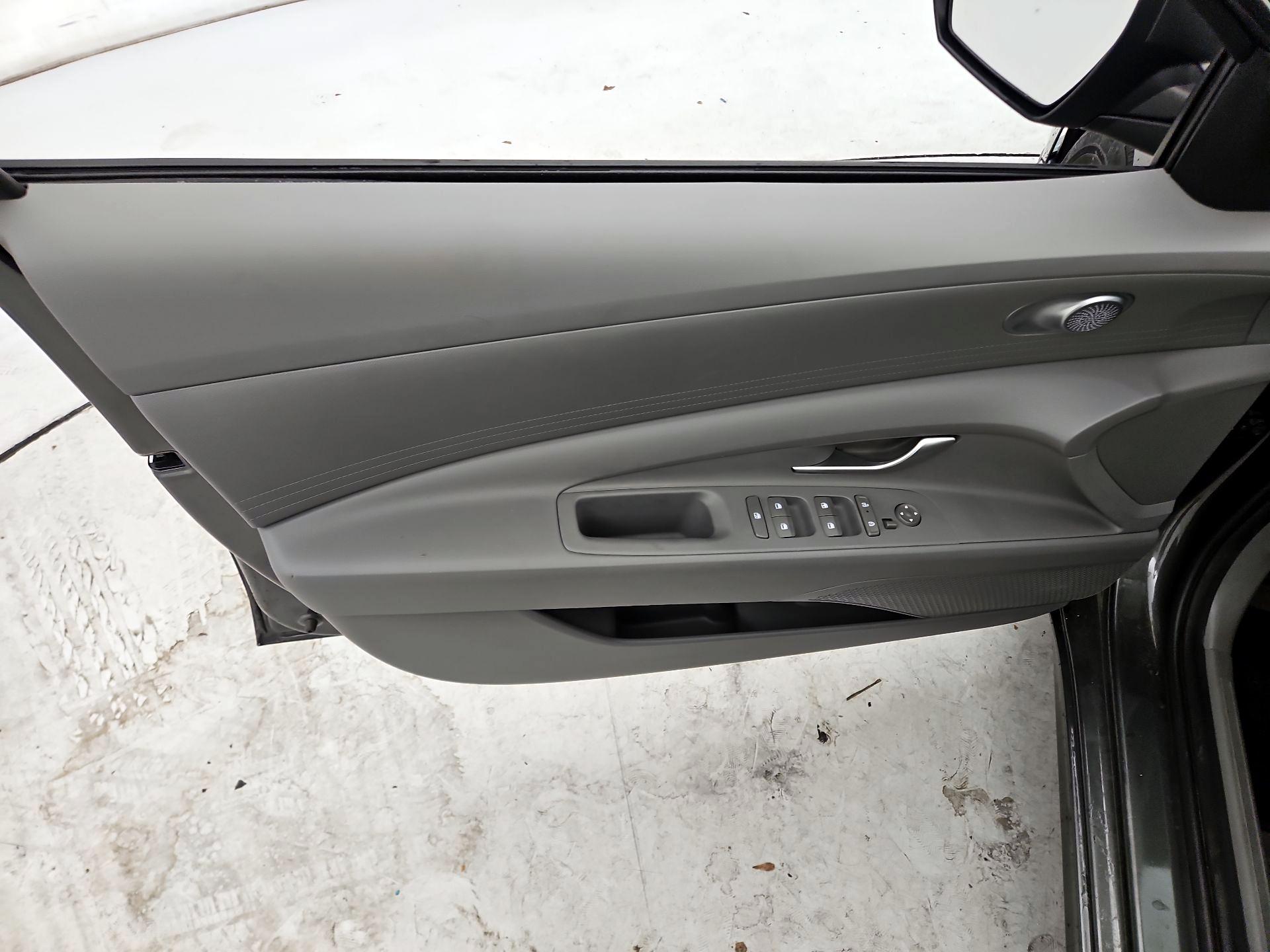 Thumbnail: 2024 Hyundai Elantra - 12