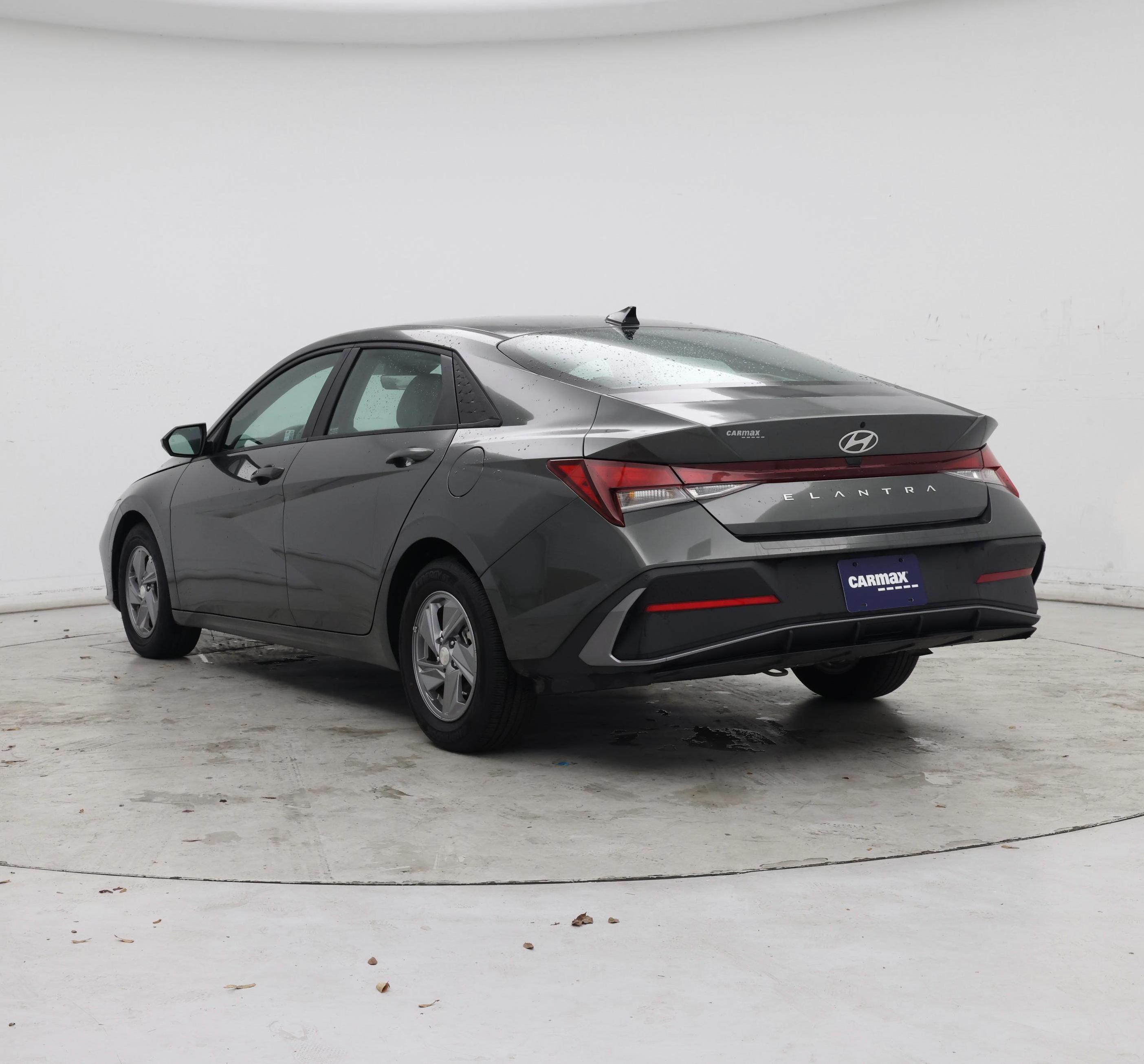 Thumbnail: 2024 Hyundai Elantra - 2