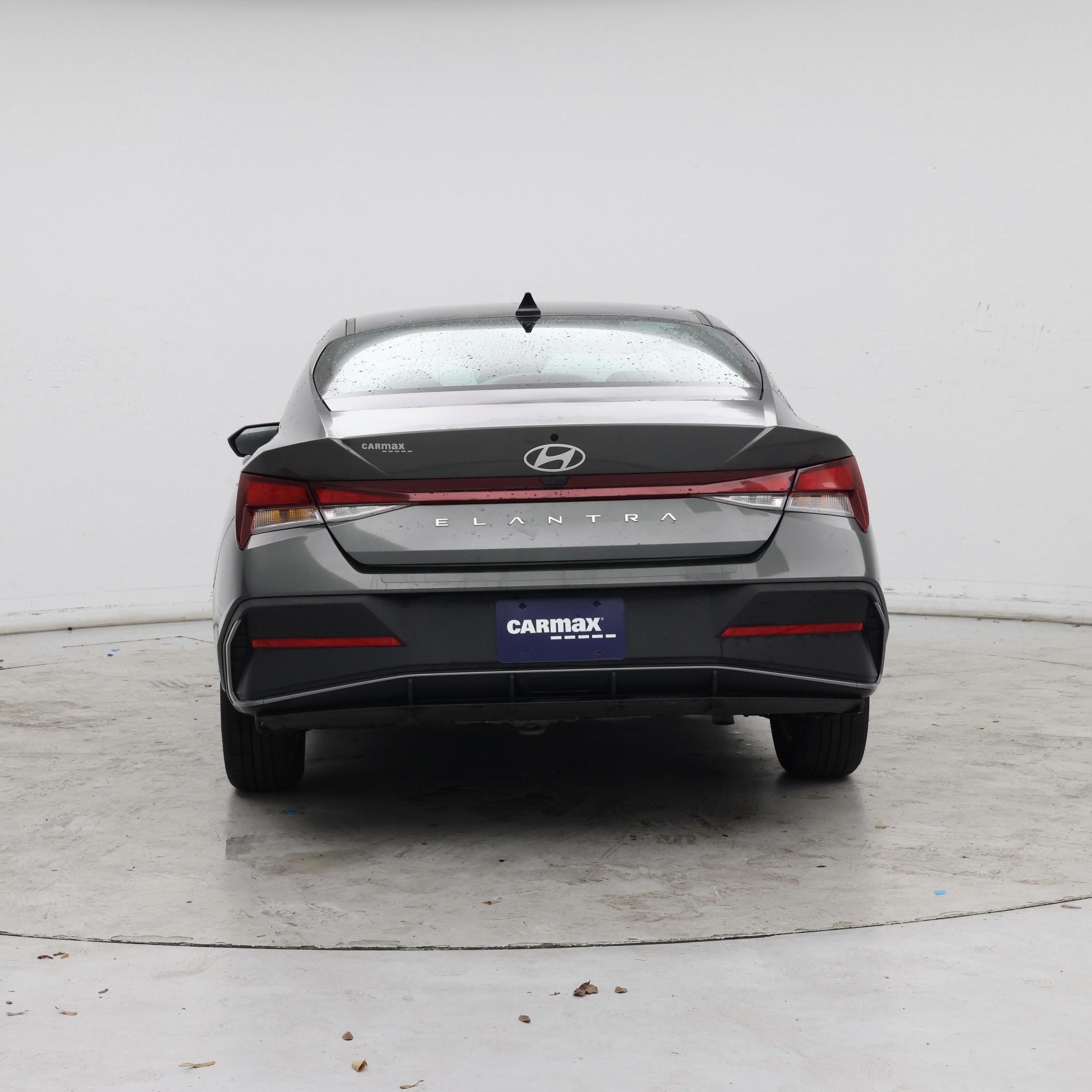 Thumbnail: 2024 Hyundai Elantra - 6