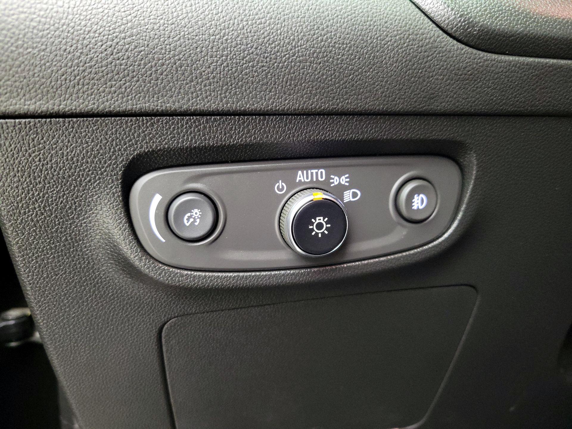 Thumbnail: 2023 Buick Encore GX - 13