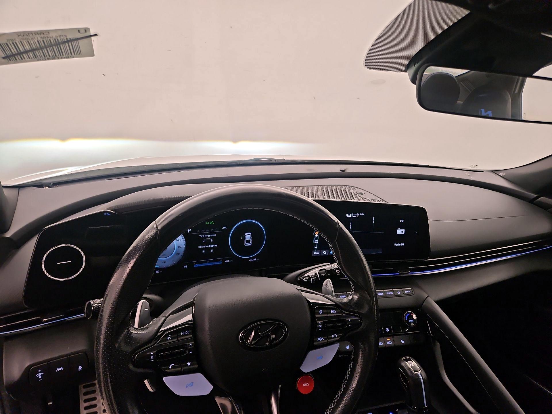 Thumbnail: 2022 Hyundai Elantra - 8