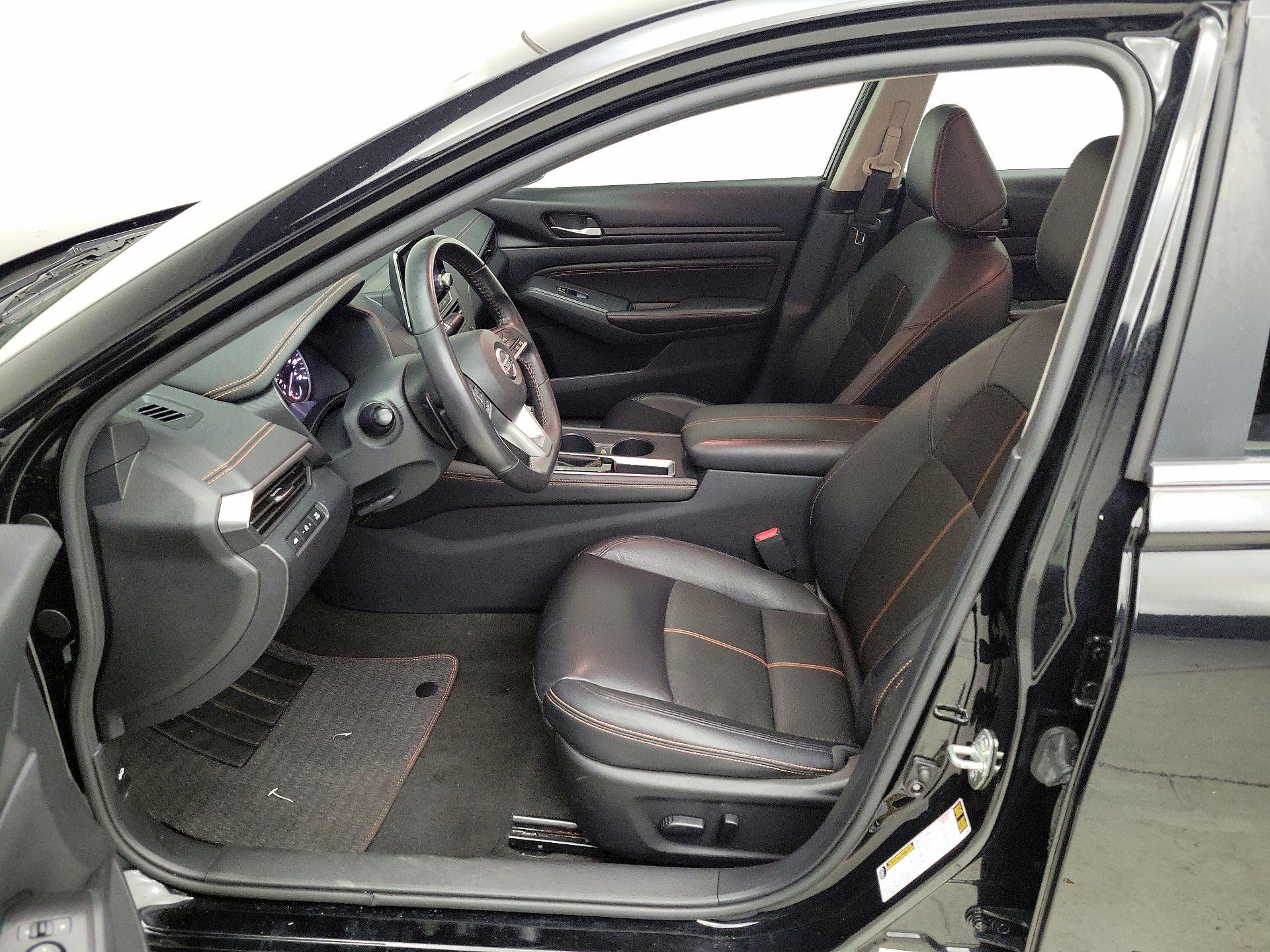 Thumbnail: 2022 Nissan Altima - 11