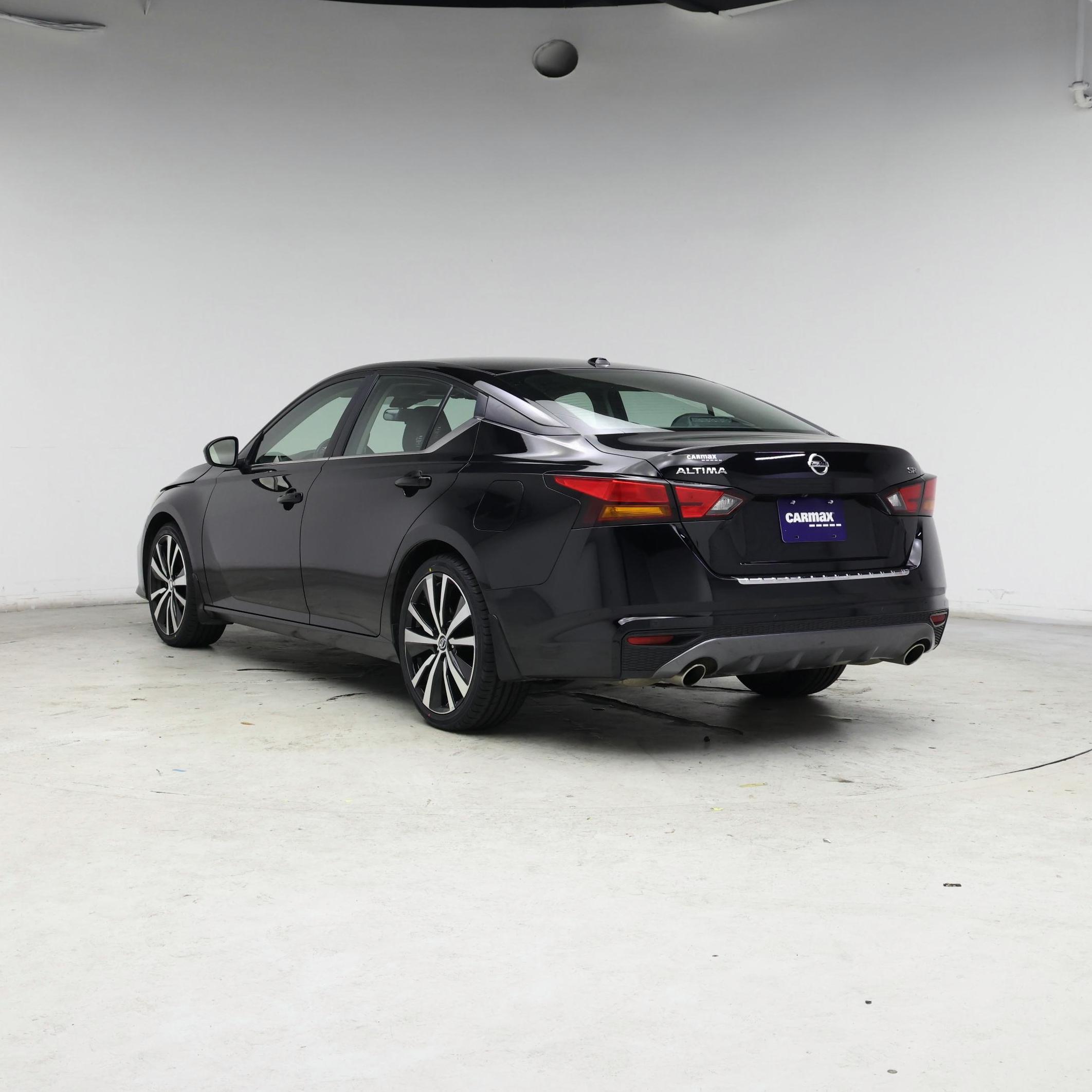 Thumbnail: 2022 Nissan Altima - 2