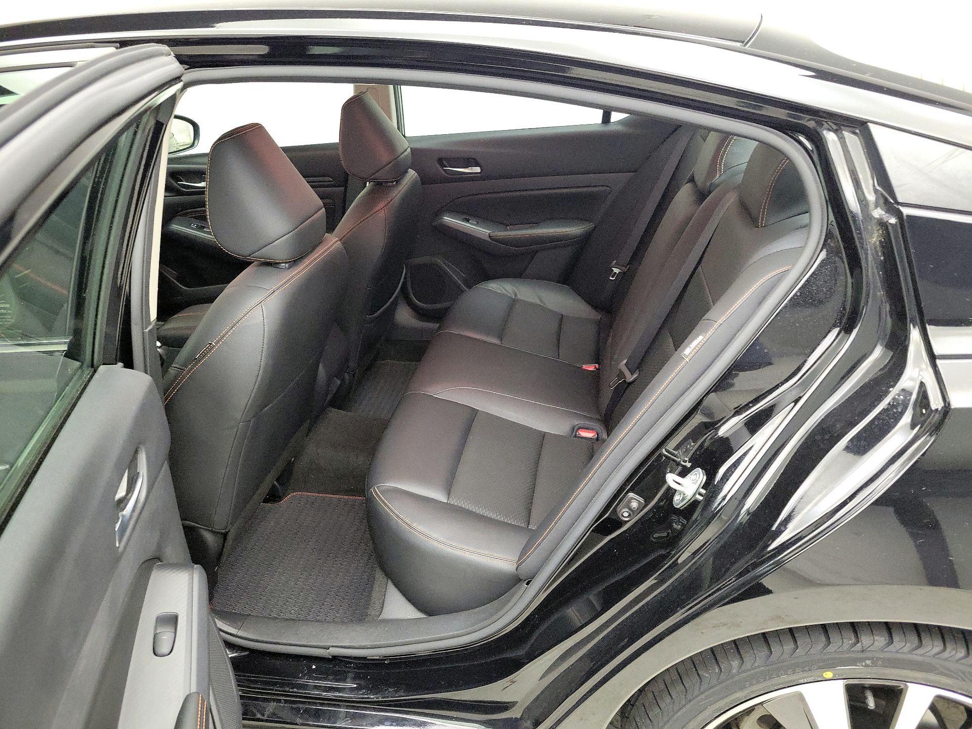 Thumbnail: 2022 Nissan Altima - 19