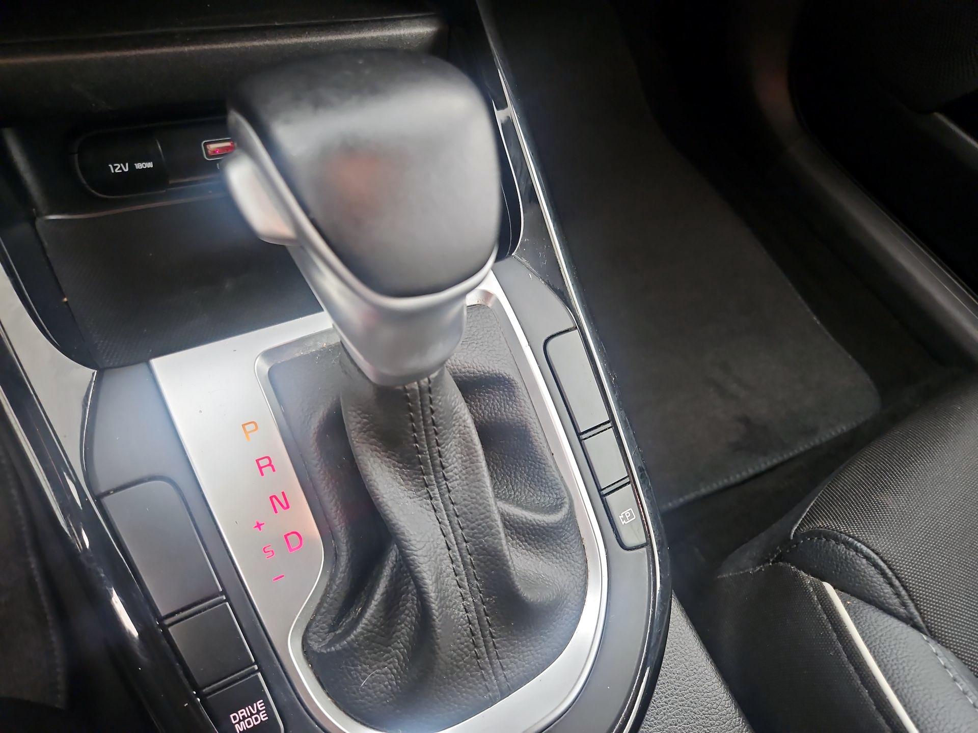 Thumbnail: 2023 Kia Forte - 18