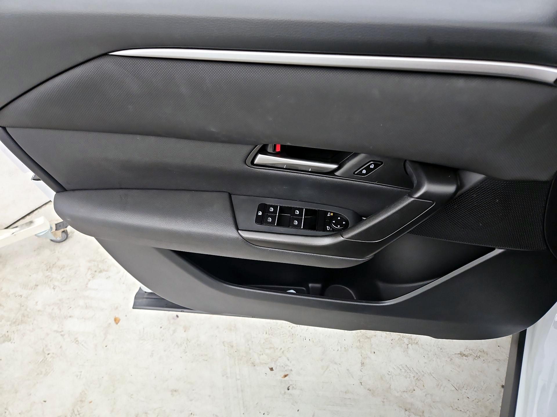 Thumbnail: 2023 Mazda CX-50 - 12