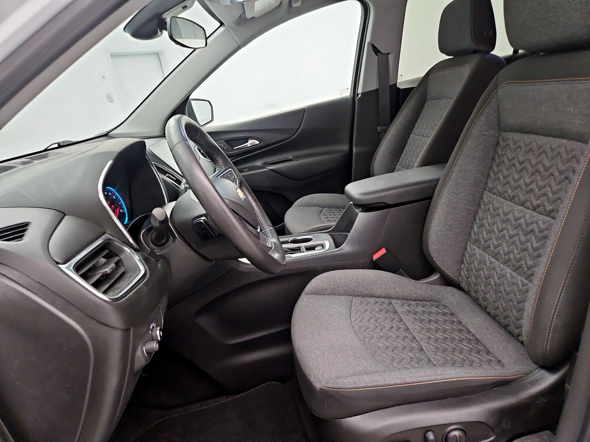 Thumbnail: 2022 Chevrolet Equinox - 11