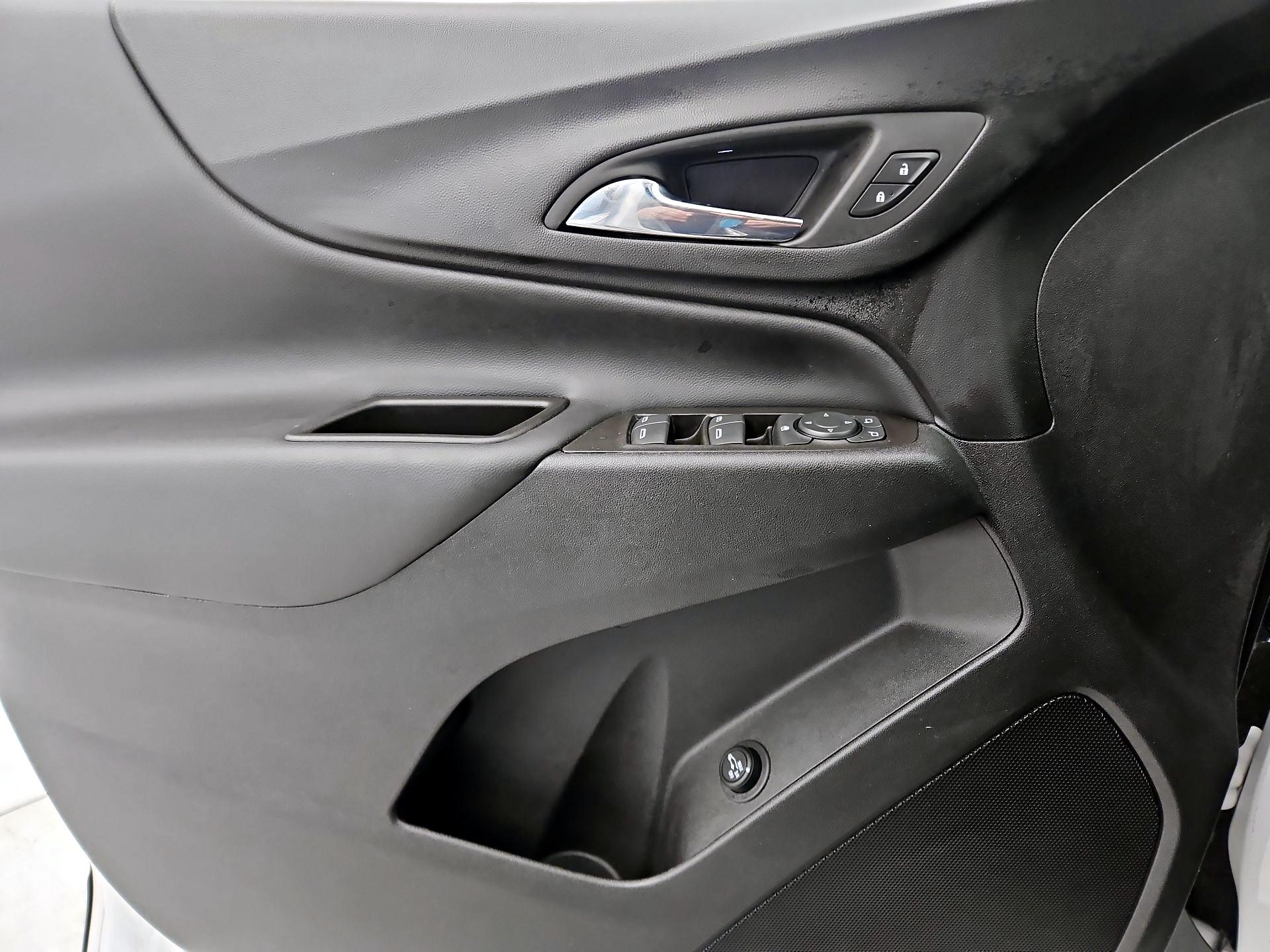 Thumbnail: 2022 Chevrolet Equinox - 12