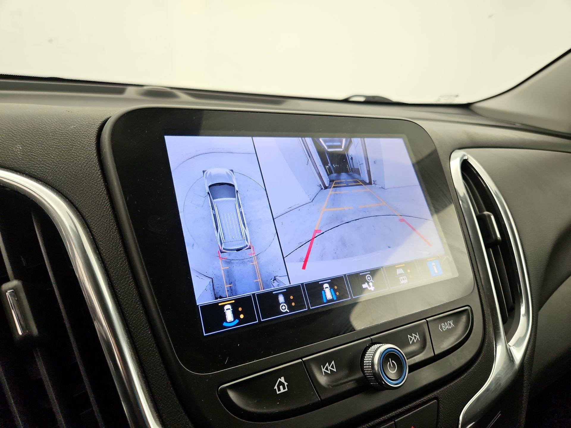 Thumbnail: 2022 Chevrolet Equinox - 14