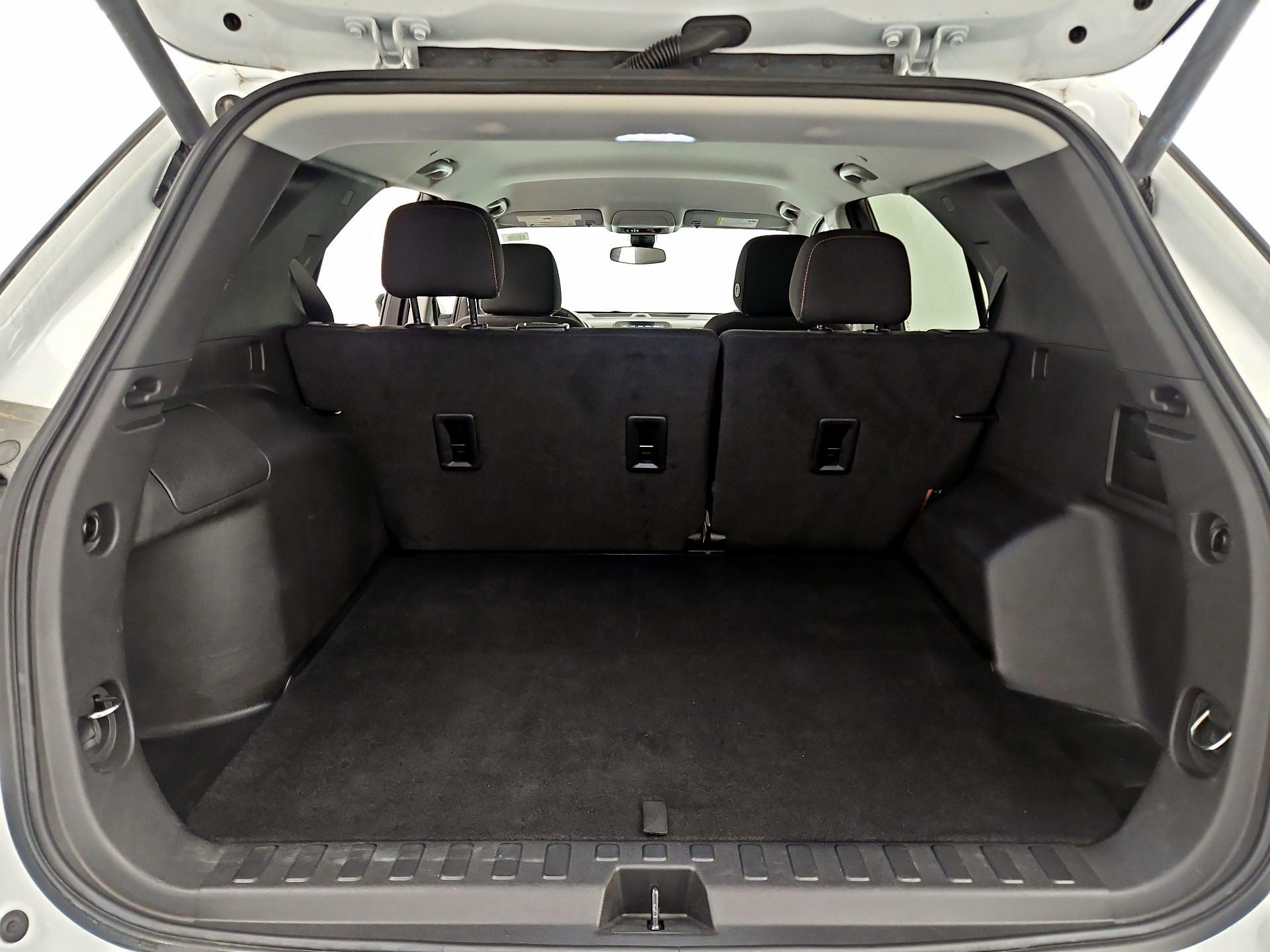 Thumbnail: 2022 Chevrolet Equinox - 20