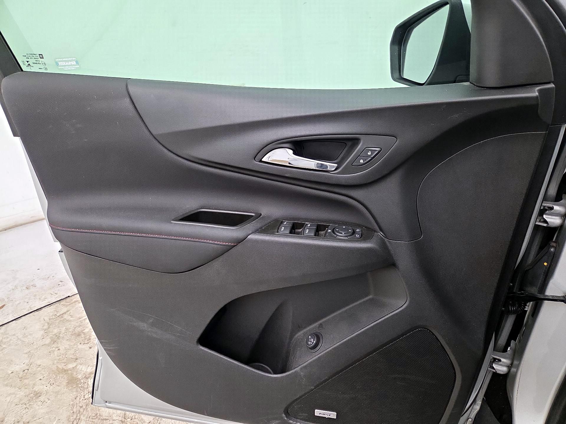 Thumbnail: 2022 Chevrolet Equinox - 12