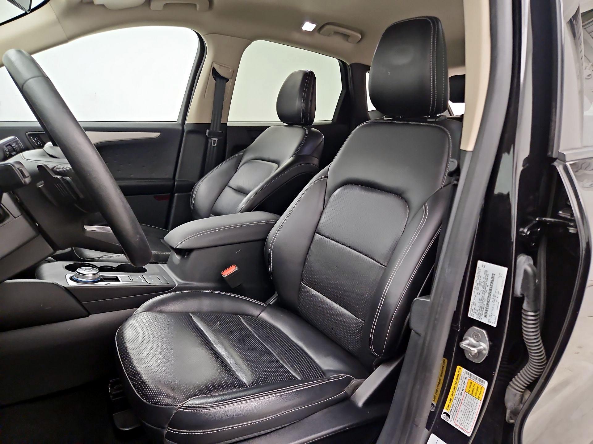 Thumbnail: 2020 Ford Escape - 11