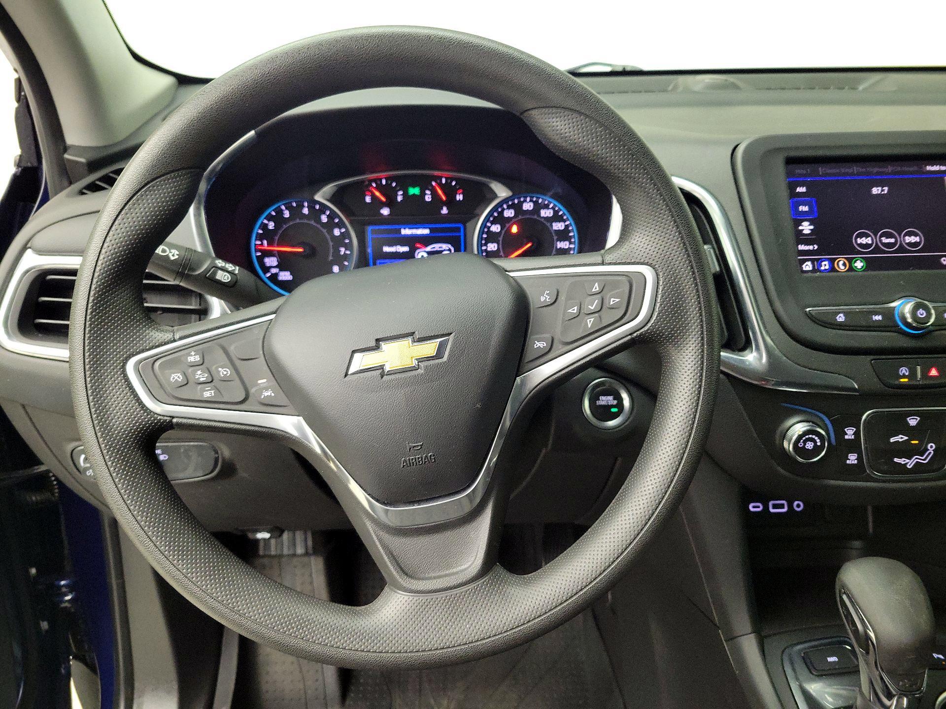 Thumbnail: 2022 Chevrolet Equinox - 10