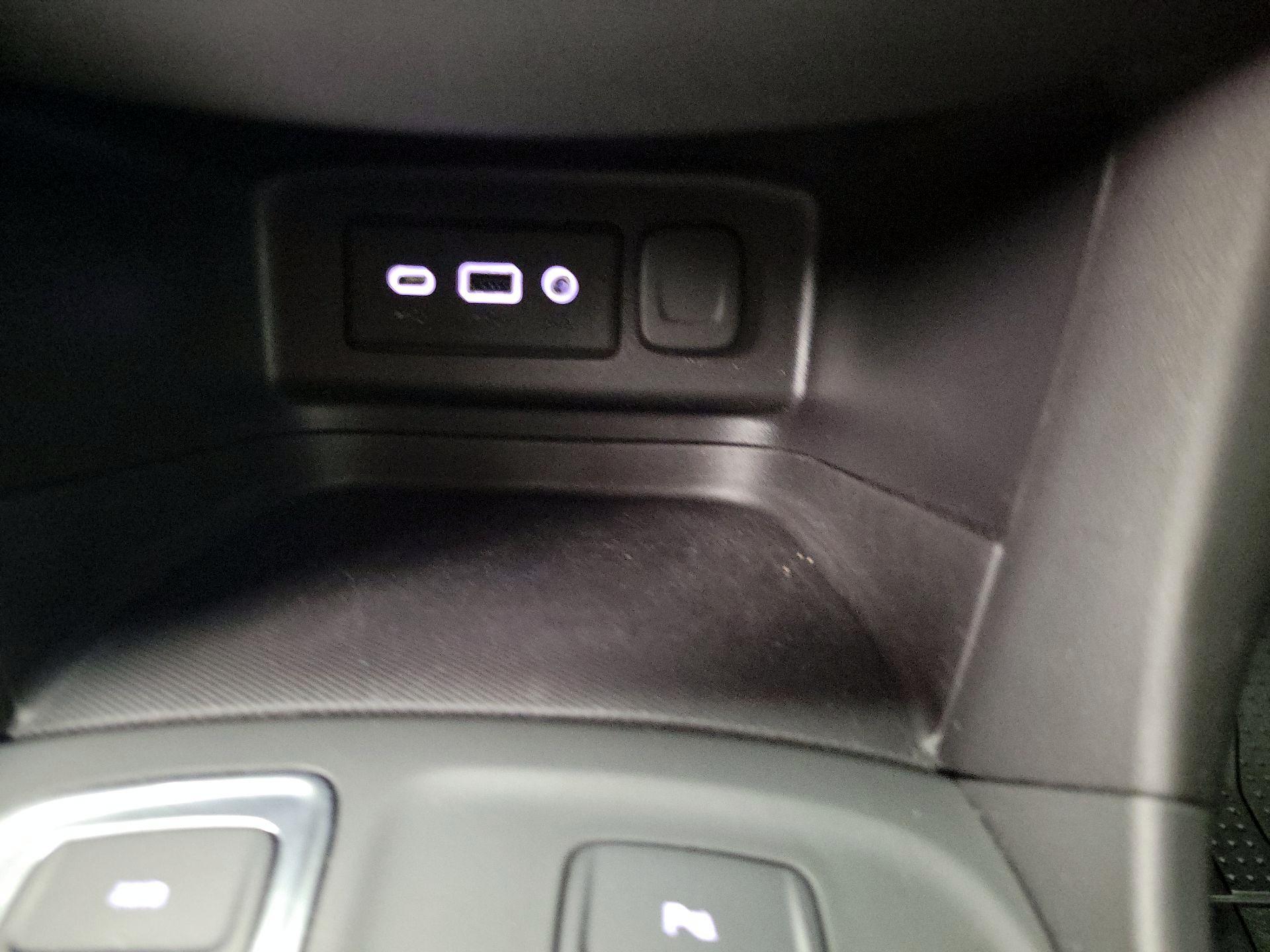 Thumbnail: 2022 Chevrolet Equinox - 18